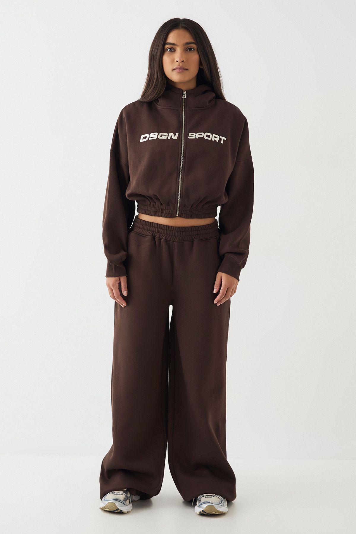 DSGN Studio DSGN Studio Sport Boxy Zip Through Hooded Tracksuit Dark Chocolate image 5