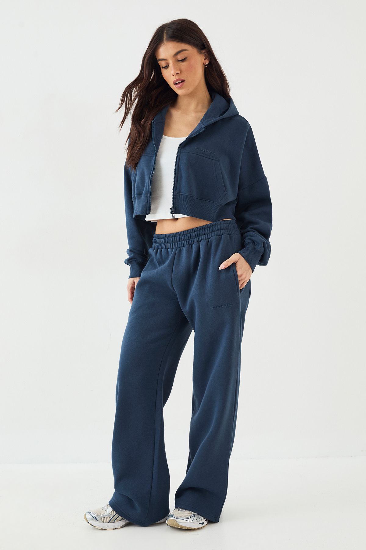 DSGN Studio DSGN Studio Straight Leg Jogger Indigo image 3