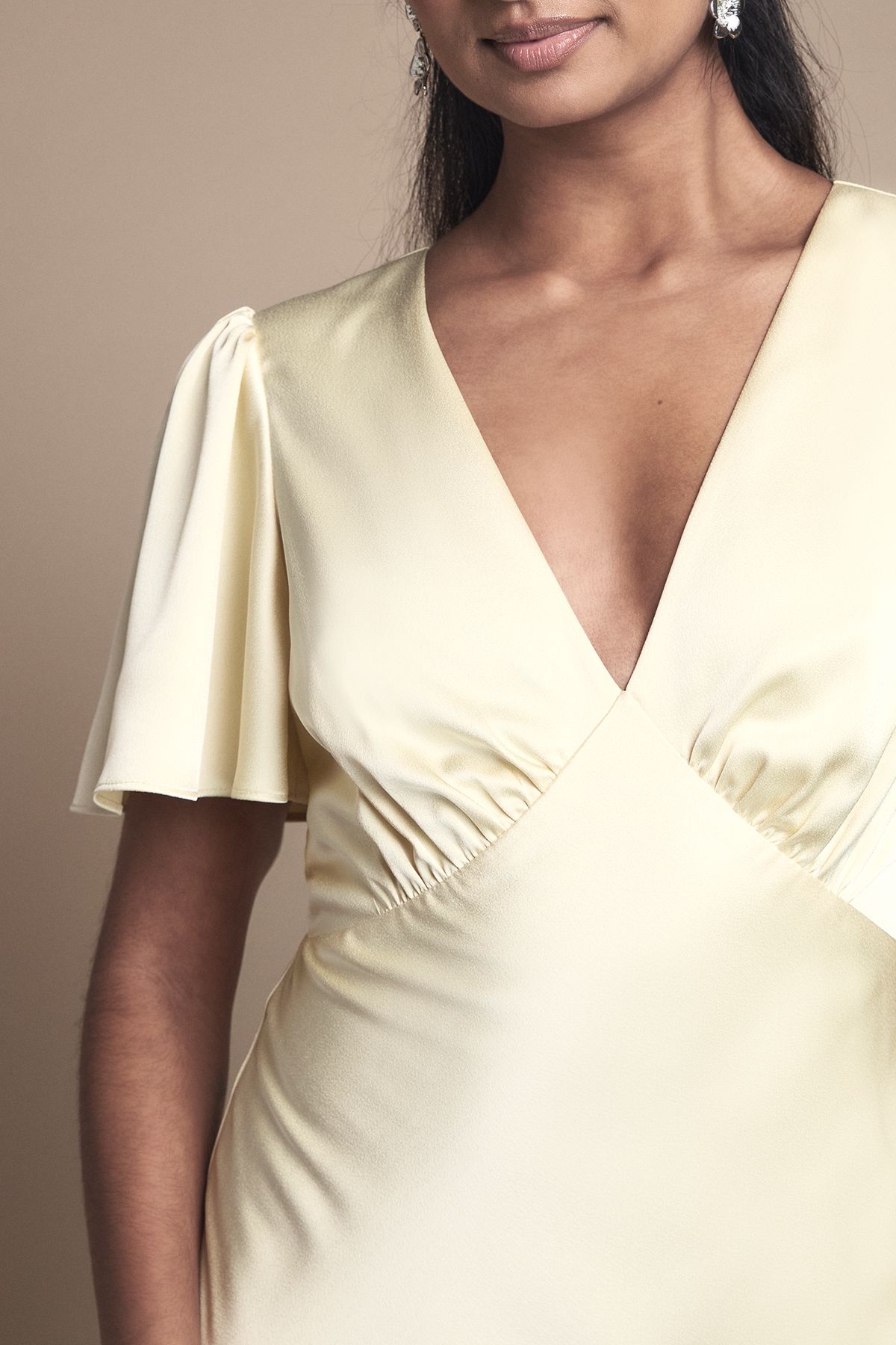 Oasis Deep V Fluted Sleeve Maxi Bridesmaid Dress Butter image 5