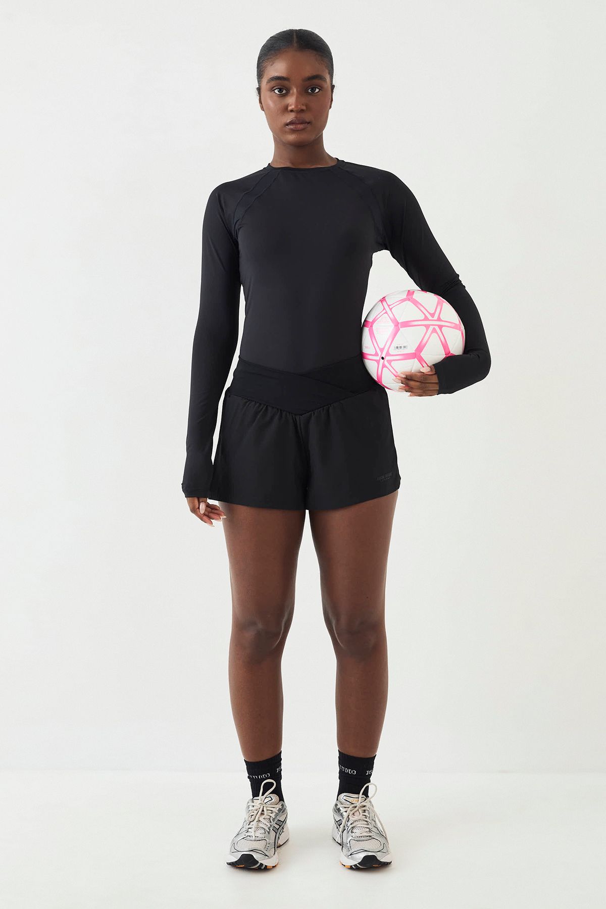DSGN Studio DSGN Studio Wrap Waist Running Short Black image 5