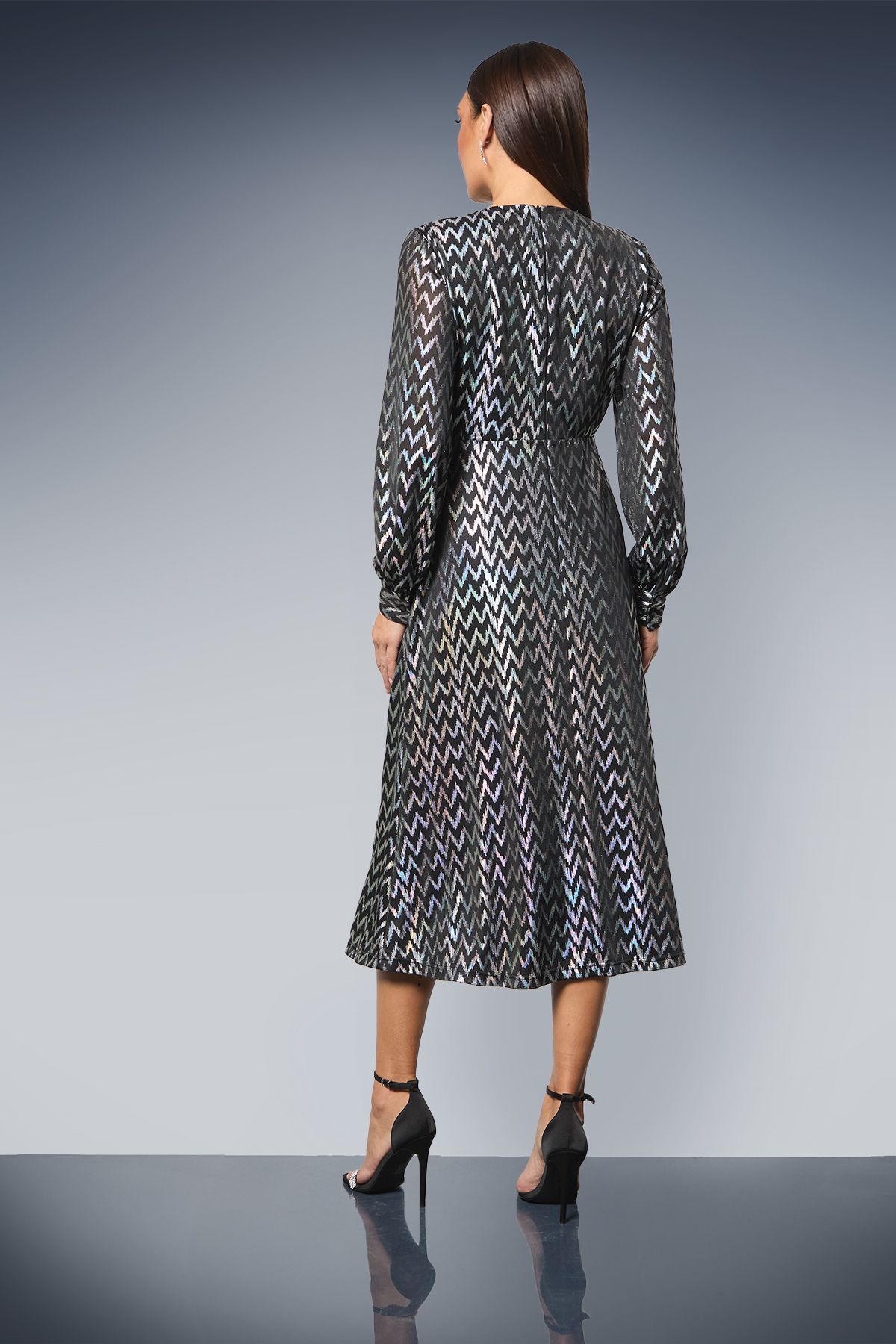 Principles Keyhole Detail Ruched Front Metallic Detail Jersey Midi Dress Black image 3