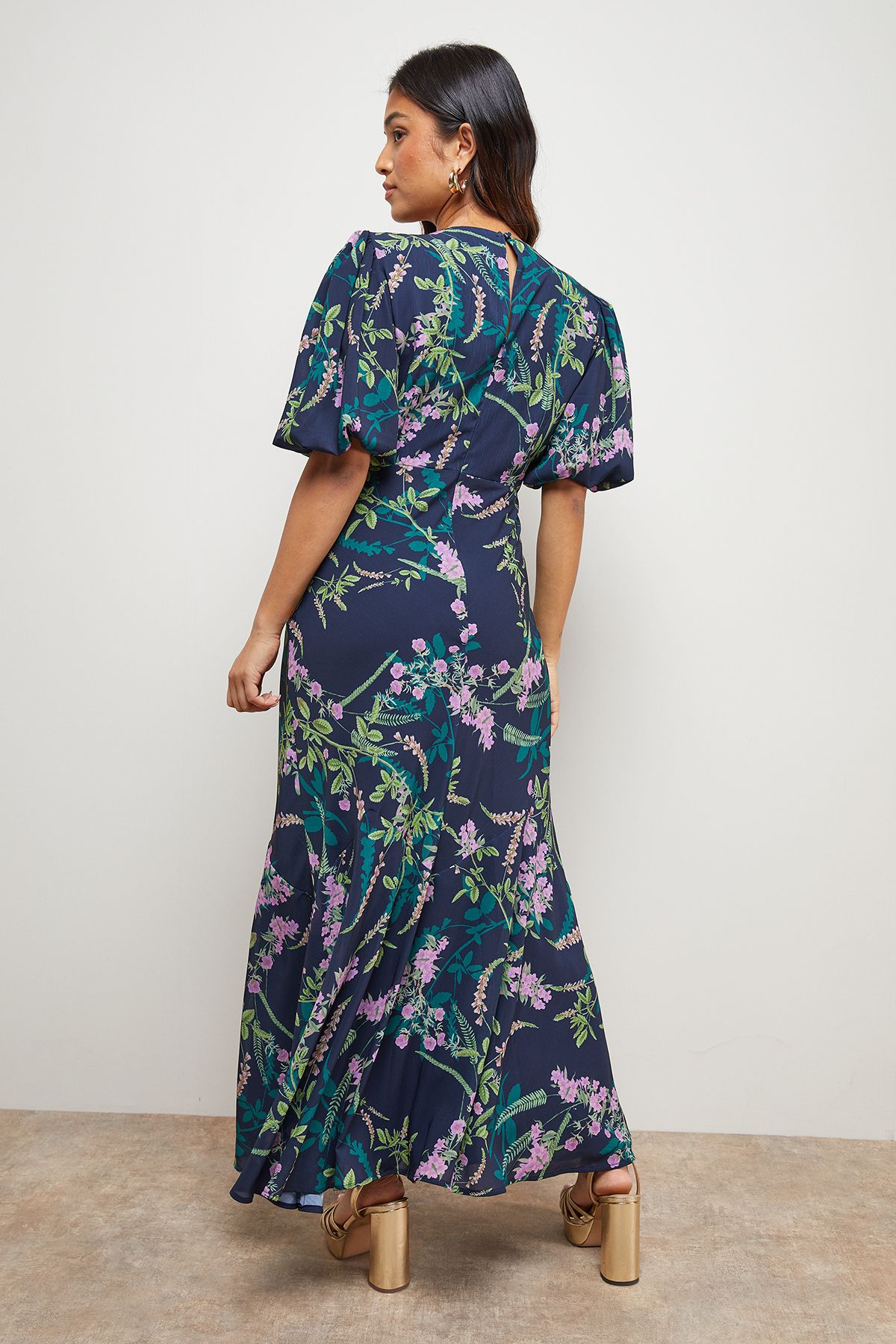 Oasis Petite Printed Chiffon Puff Sleeve Fishtail Midaxi Dress Navy image 3