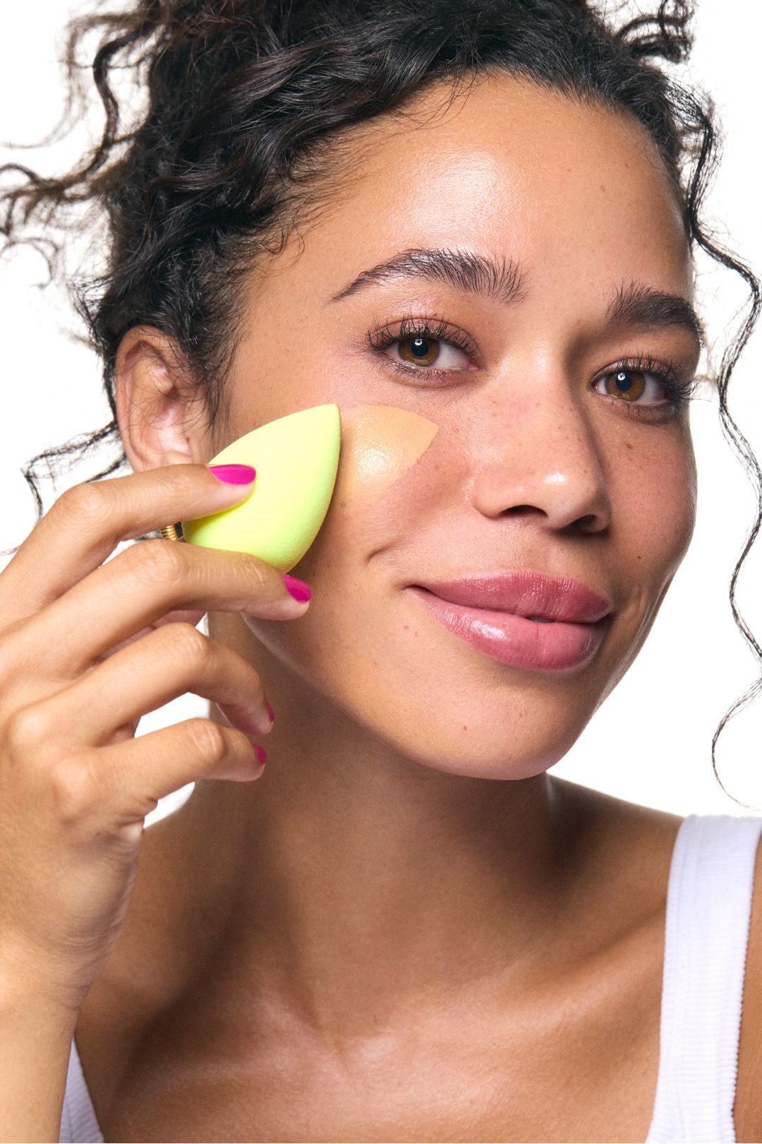 Beautyblender Holiday Cleantemporary Trio Set - Blend, Blot & Cleanse Gift Set Multi image 4