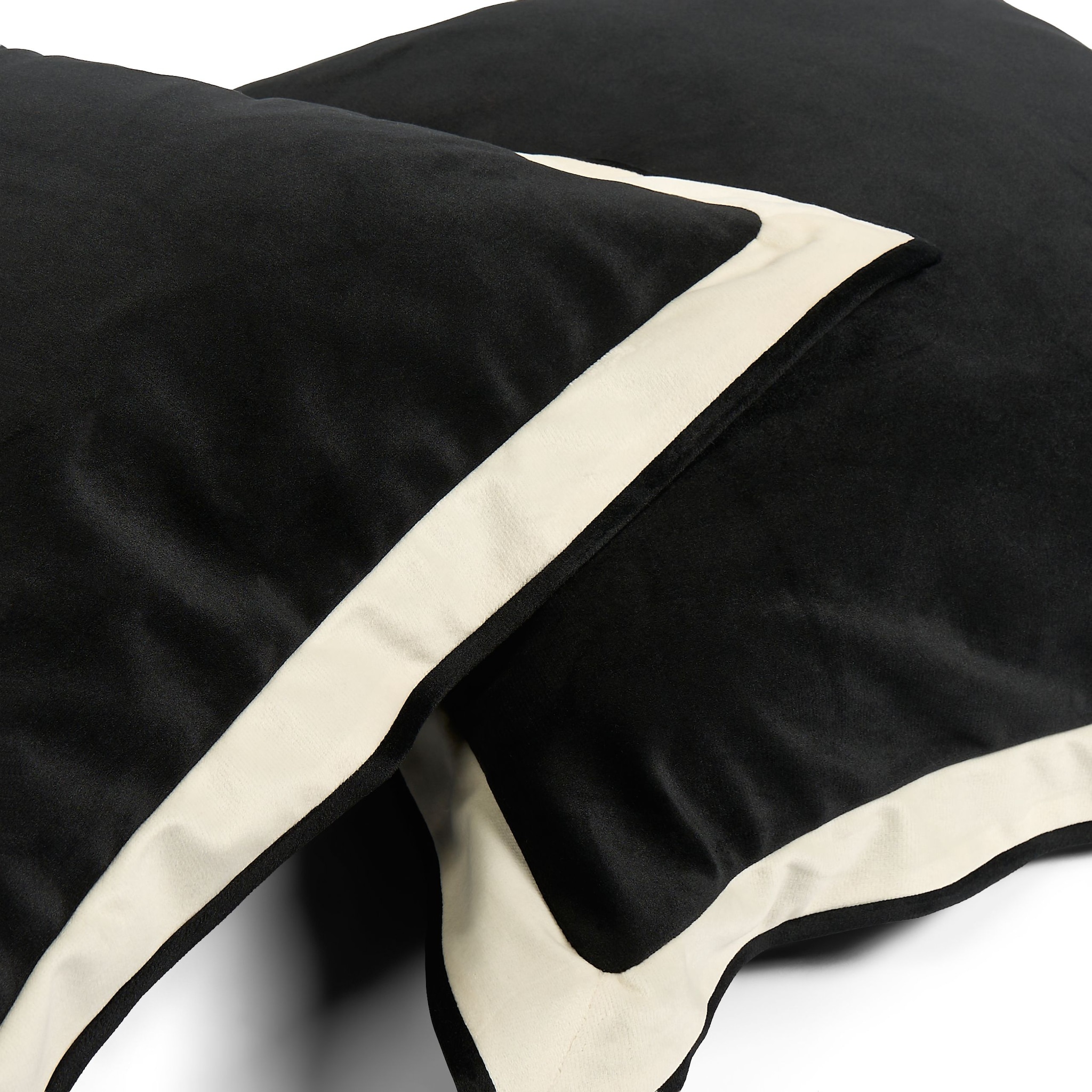 OHS 2 Pack Matte Velvet Oxford Edge Square Cushion Covers, Black/White image 4