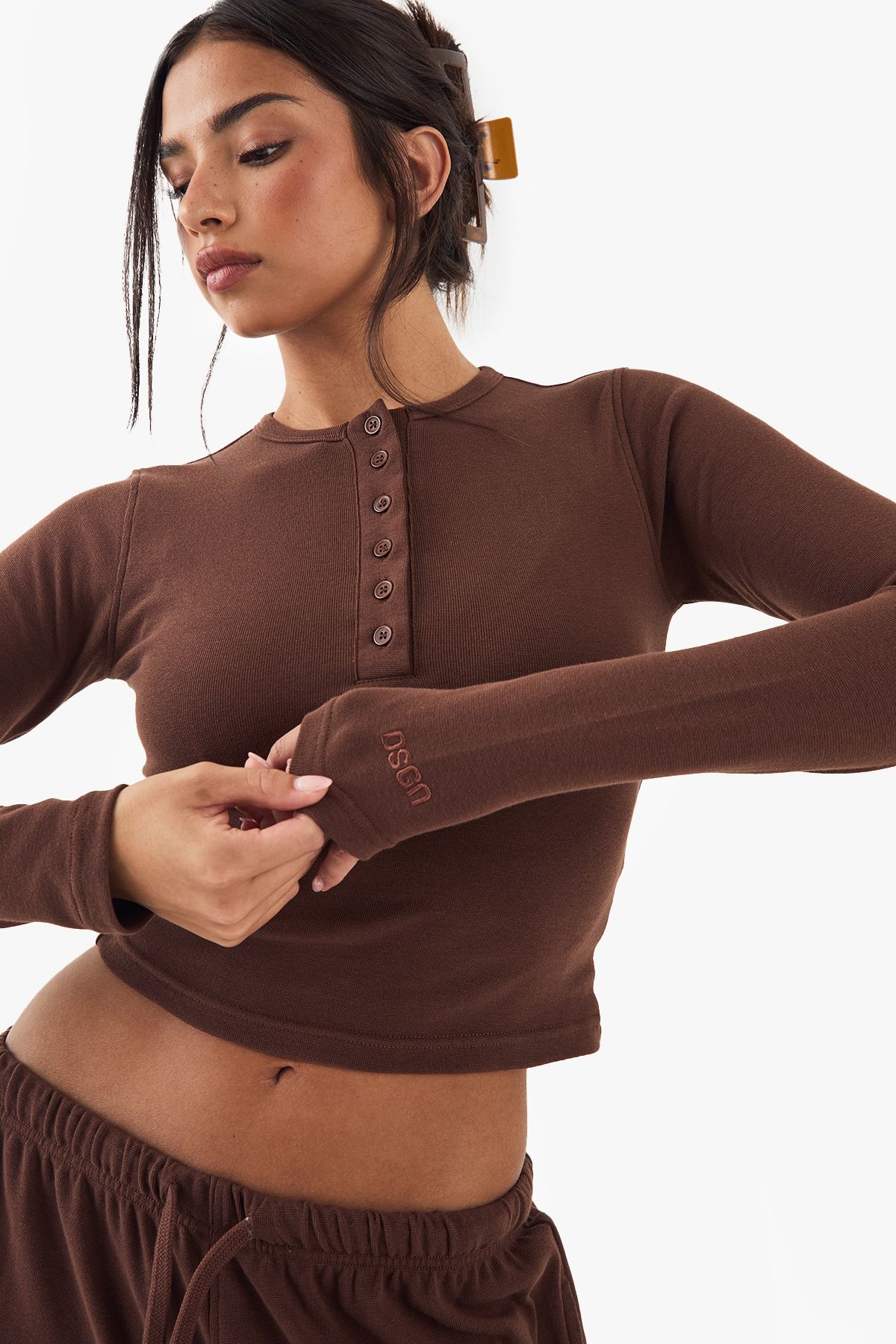 DSGN Studio DSGN Studio Button Detail Embroidered Long Sleeve Top Chocolate image 4