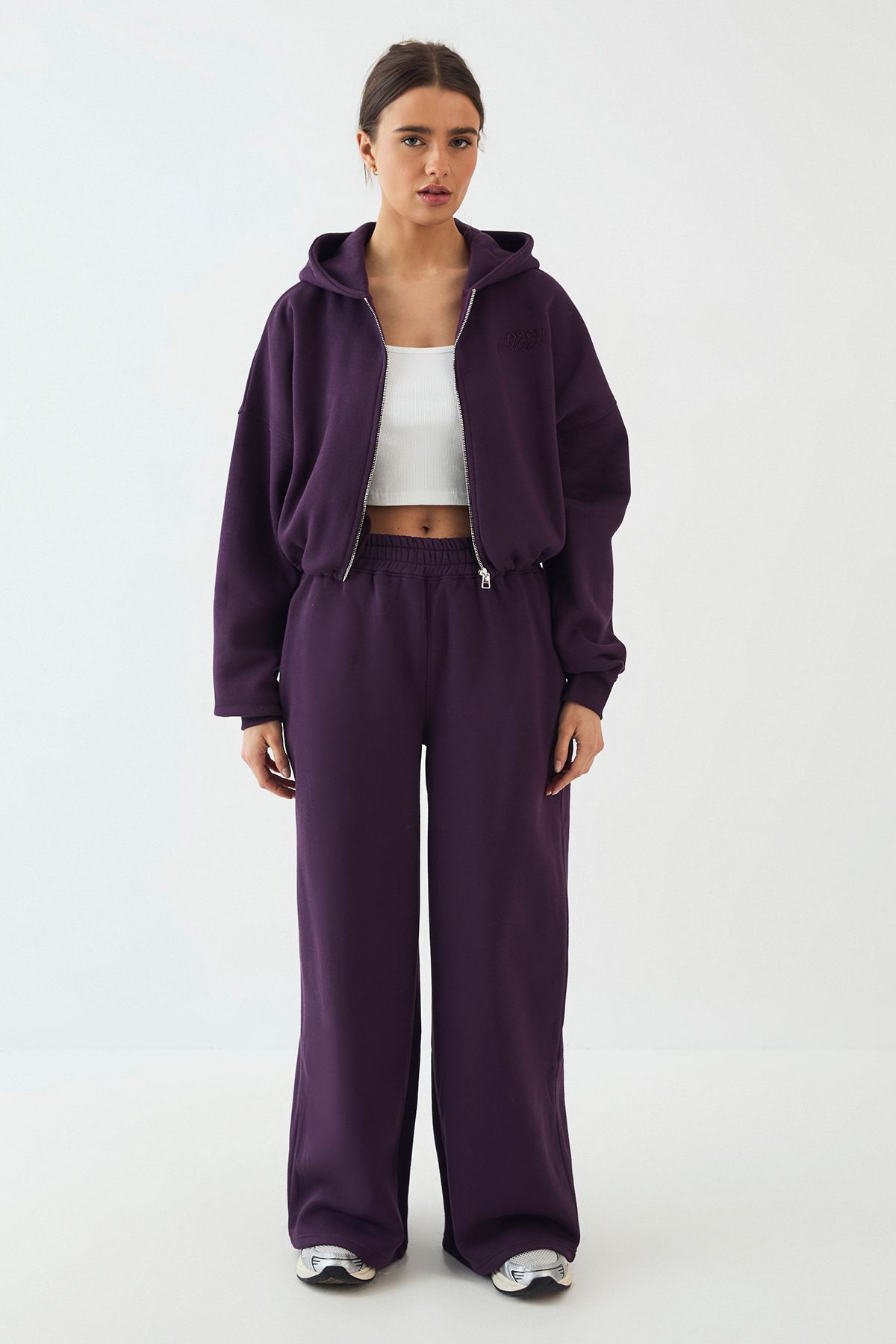 DSGN Studio DSGN Studio Towelling Applique Boxy Zip Through Hoodie Aubergine image 5