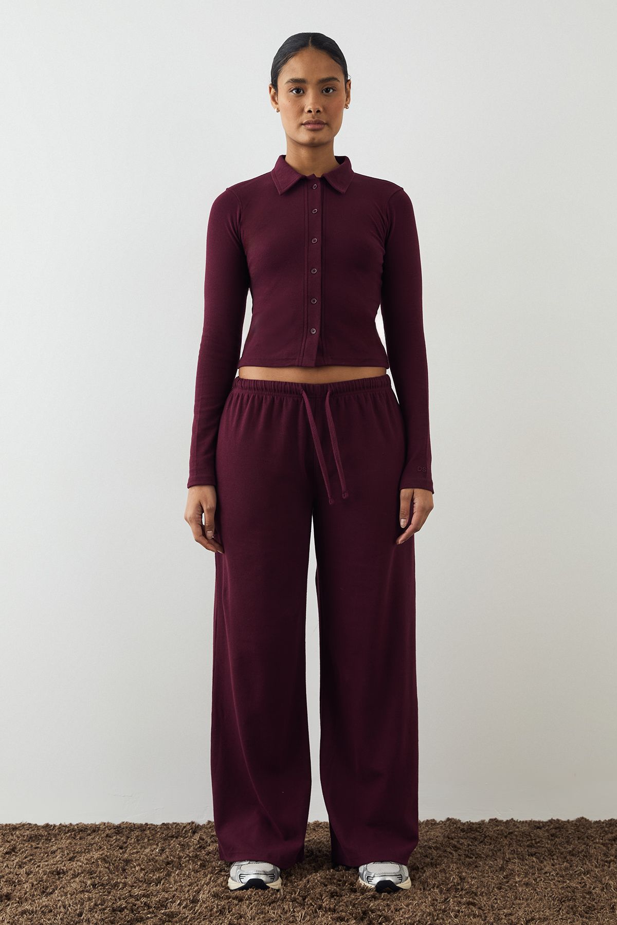 DSGN Studio DSGN Studio Button Through Collared Fitted Top Burgundy image 5