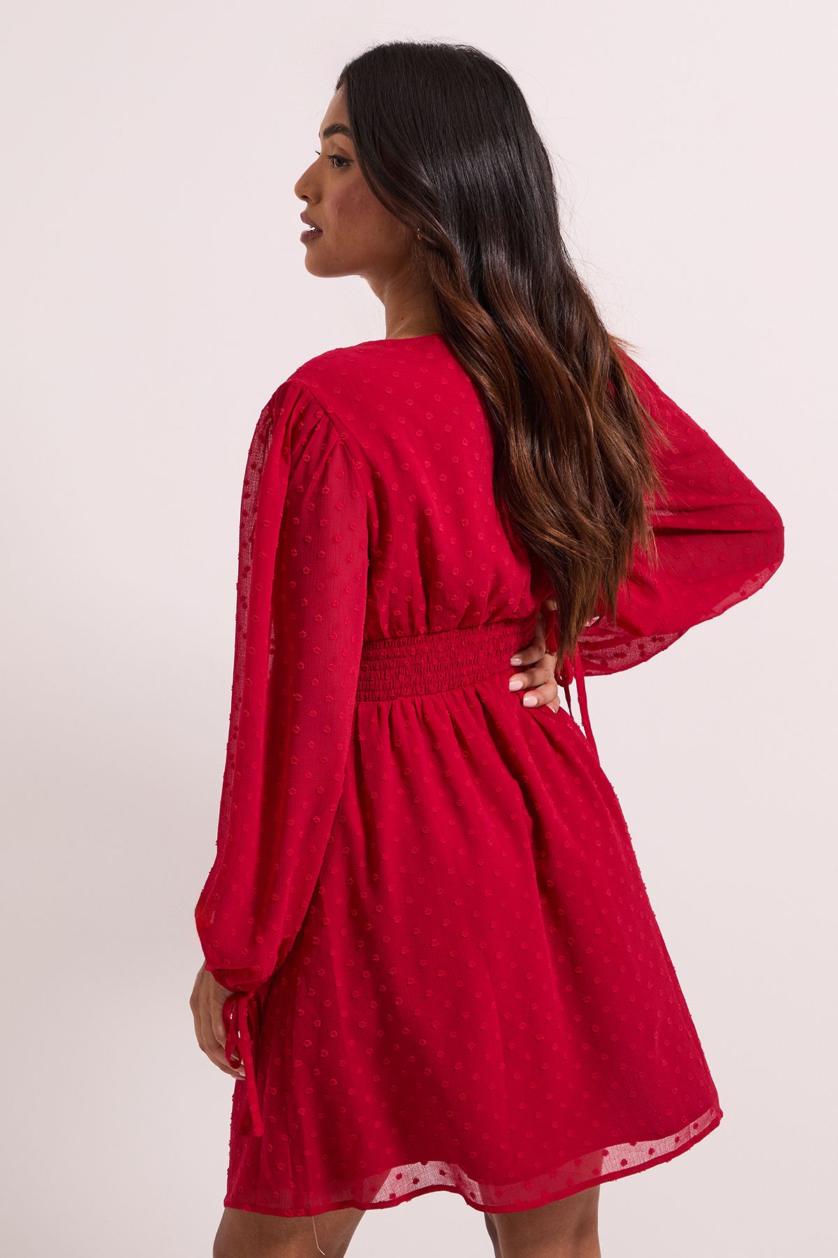 Dorothy Perkins Petite Gathered Waistband Detail Chiffon Mini Dress Red image 4