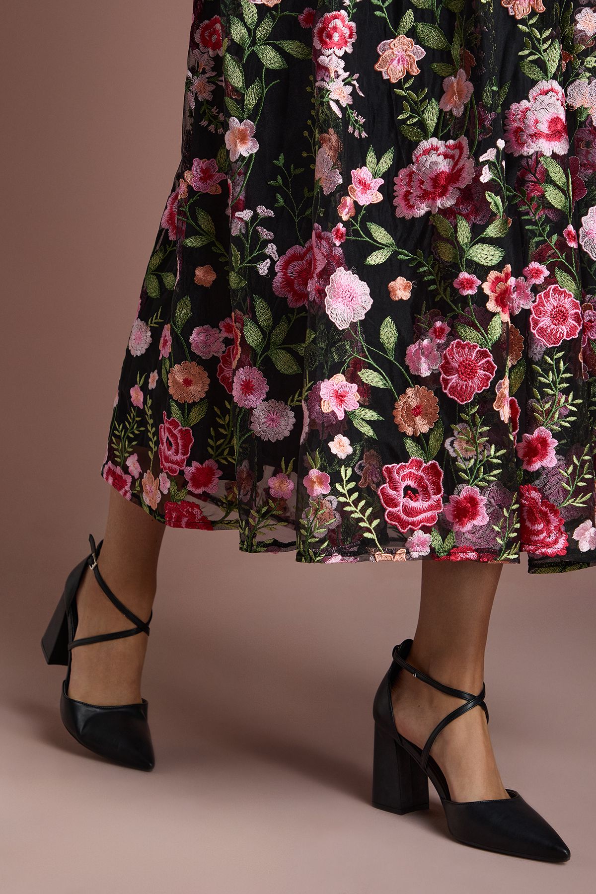 Coast Treat Faux Leather Cross Strap Pointed Block Heel Court Shoes Black image 1