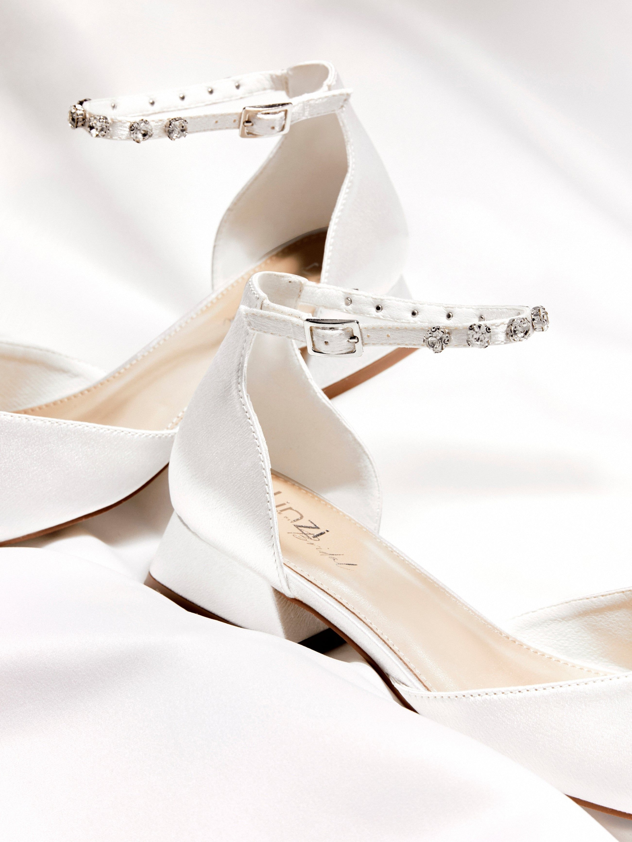 Linzi Everlasting Wide Fit Ivory Satin Low Block Court Heel image 6