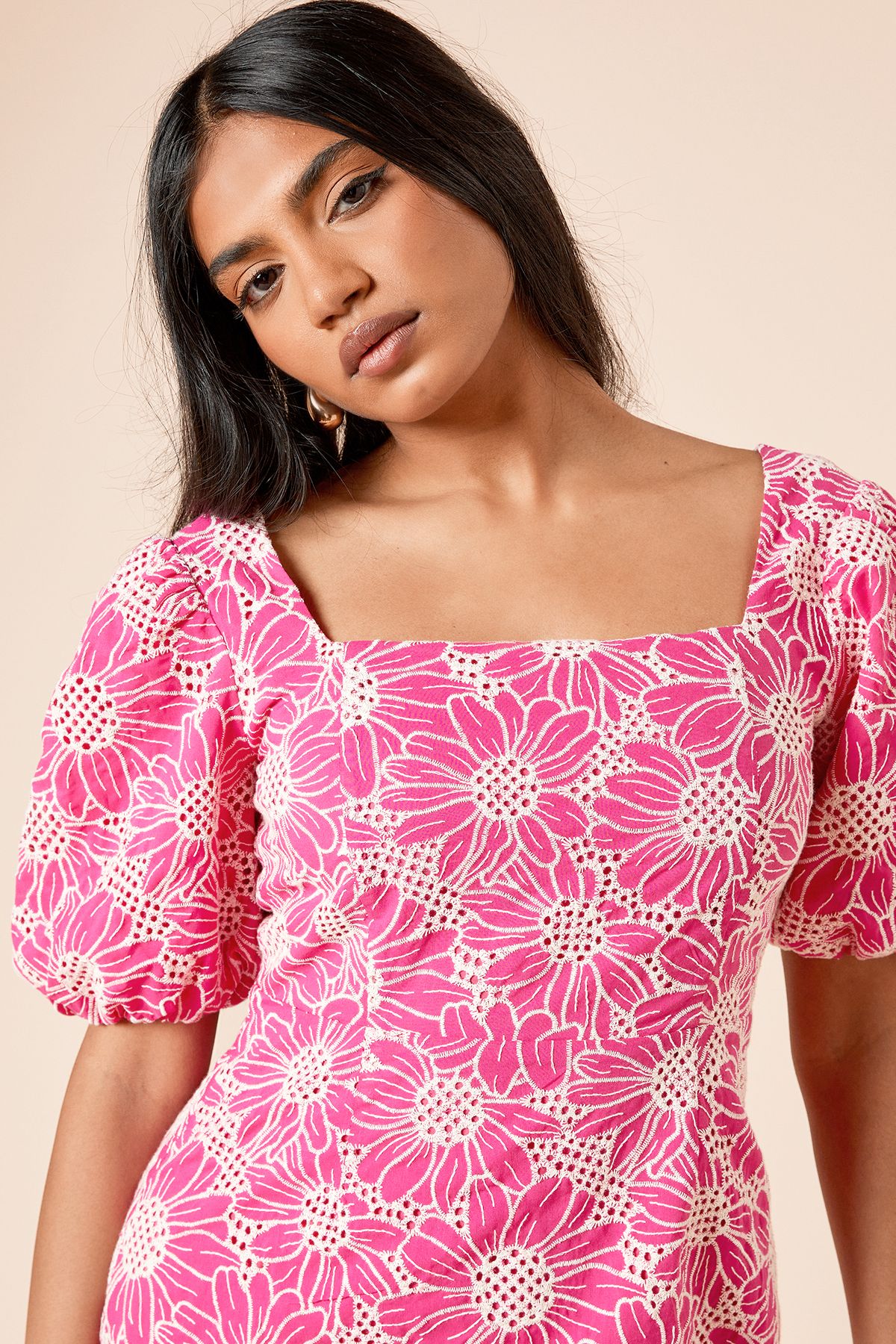 Dorothy Perkins Petite Cutwork Floral Scalloped Edge Mini dress Pink image 3