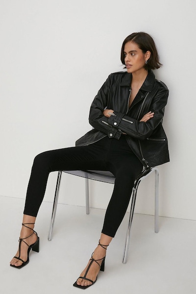 Oasis Short Lily High Rise Skinny Jean Black