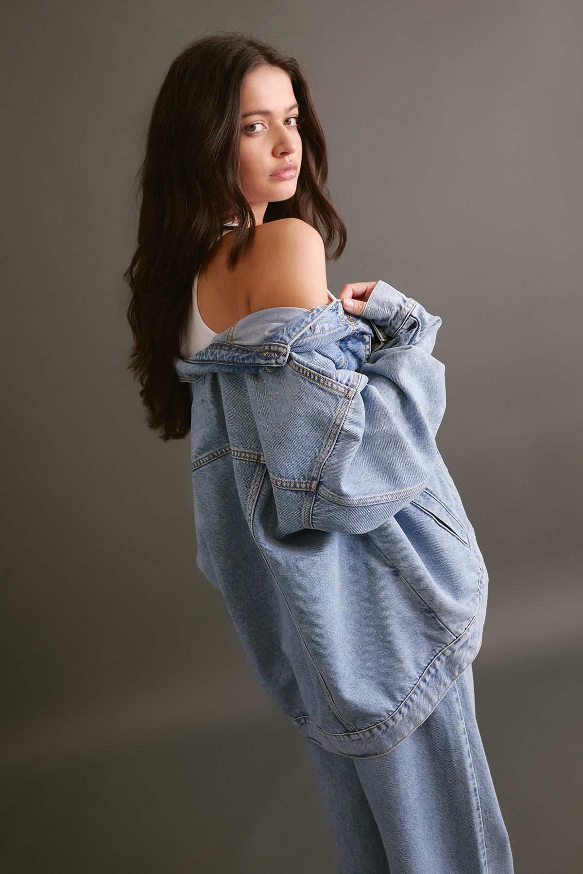 NastyGal The Oversized Denim Jacket Vintage Wash image 5
