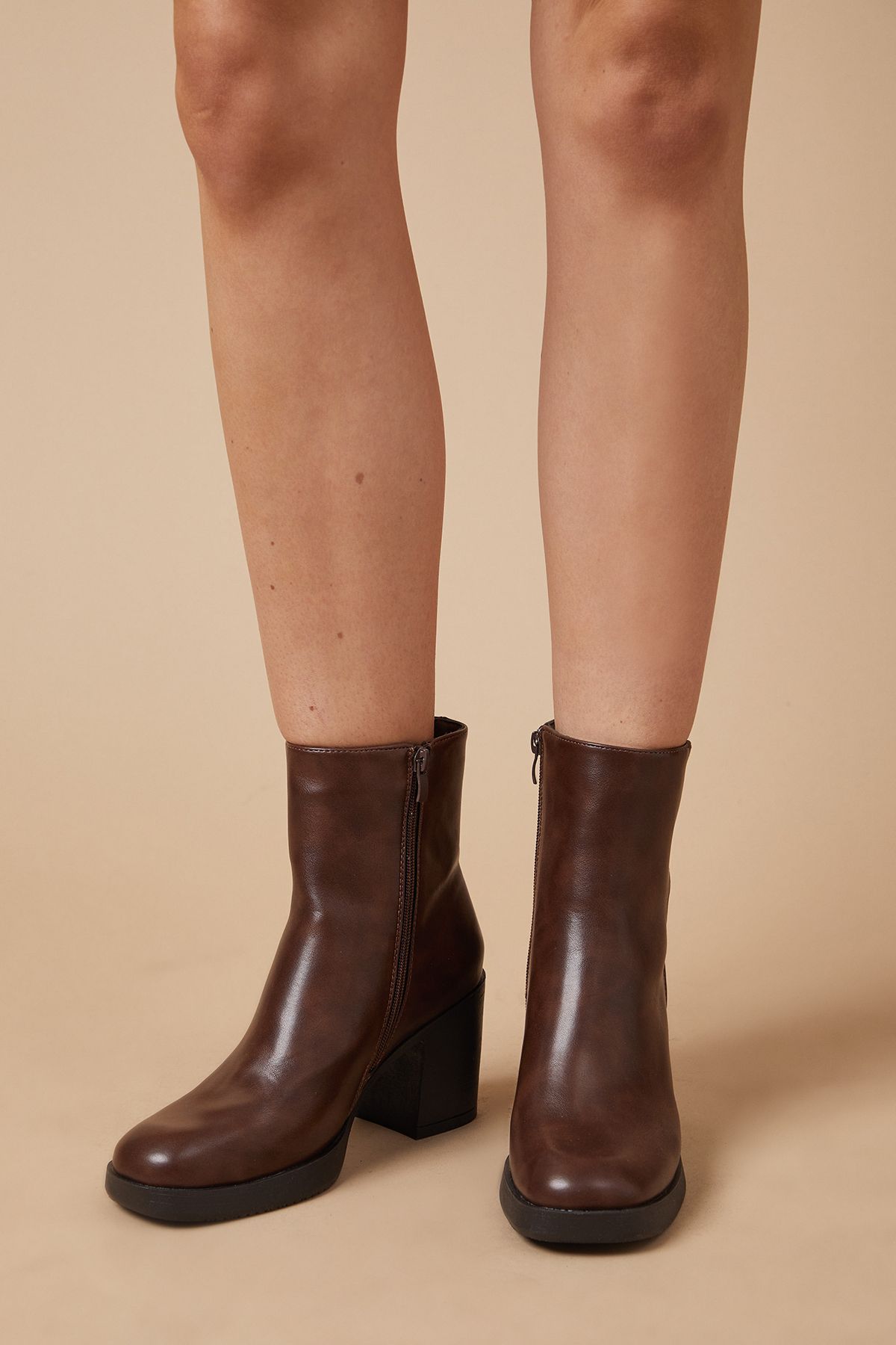 Oasis Mara Block Heel Platform Ankle Boots Brown image 2