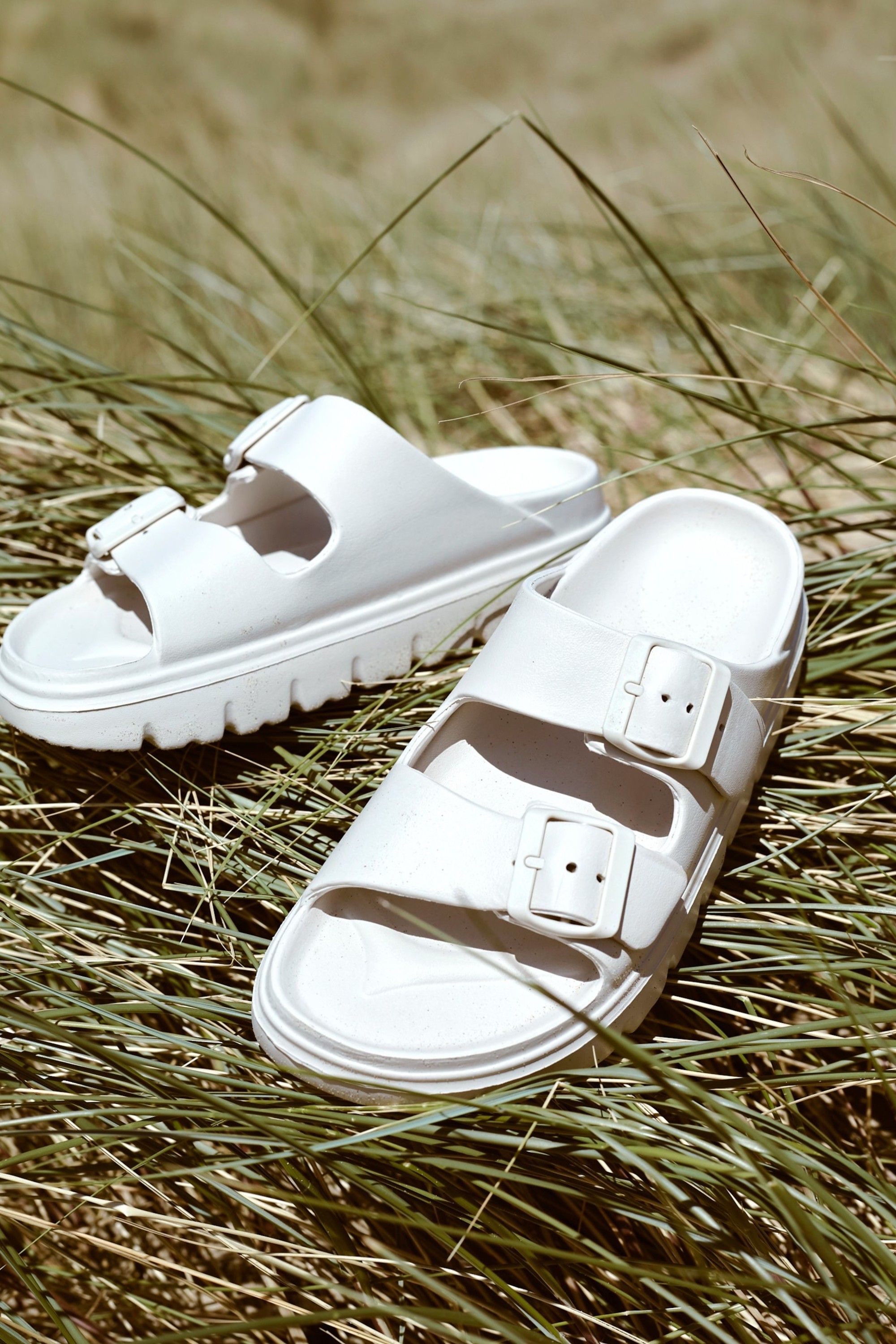 Linzi Sirocco White Platform Slider Sandals image 2