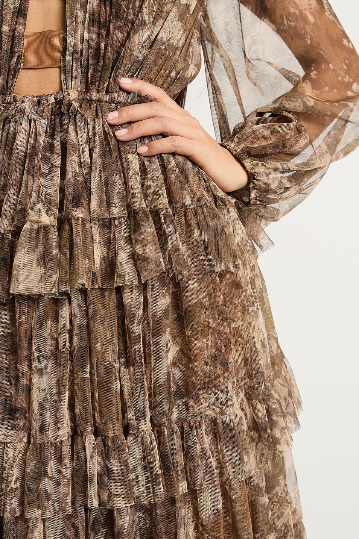 Warehouse Petite Ruffle Neck Tulle Maxi Dress Multi image 5