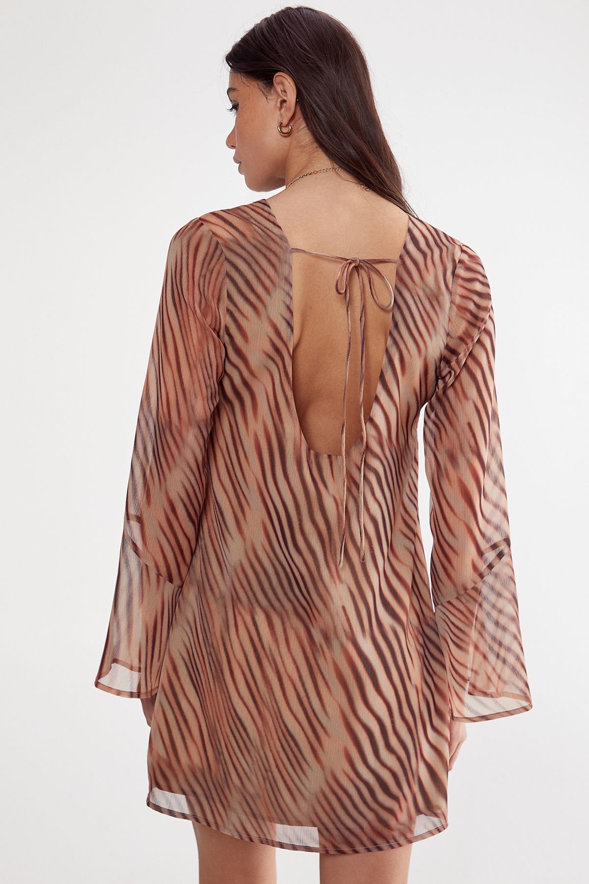 NastyGal Chiffon Blurred Zebra Fluted Sleeve Tunic Dress Orange image 5
