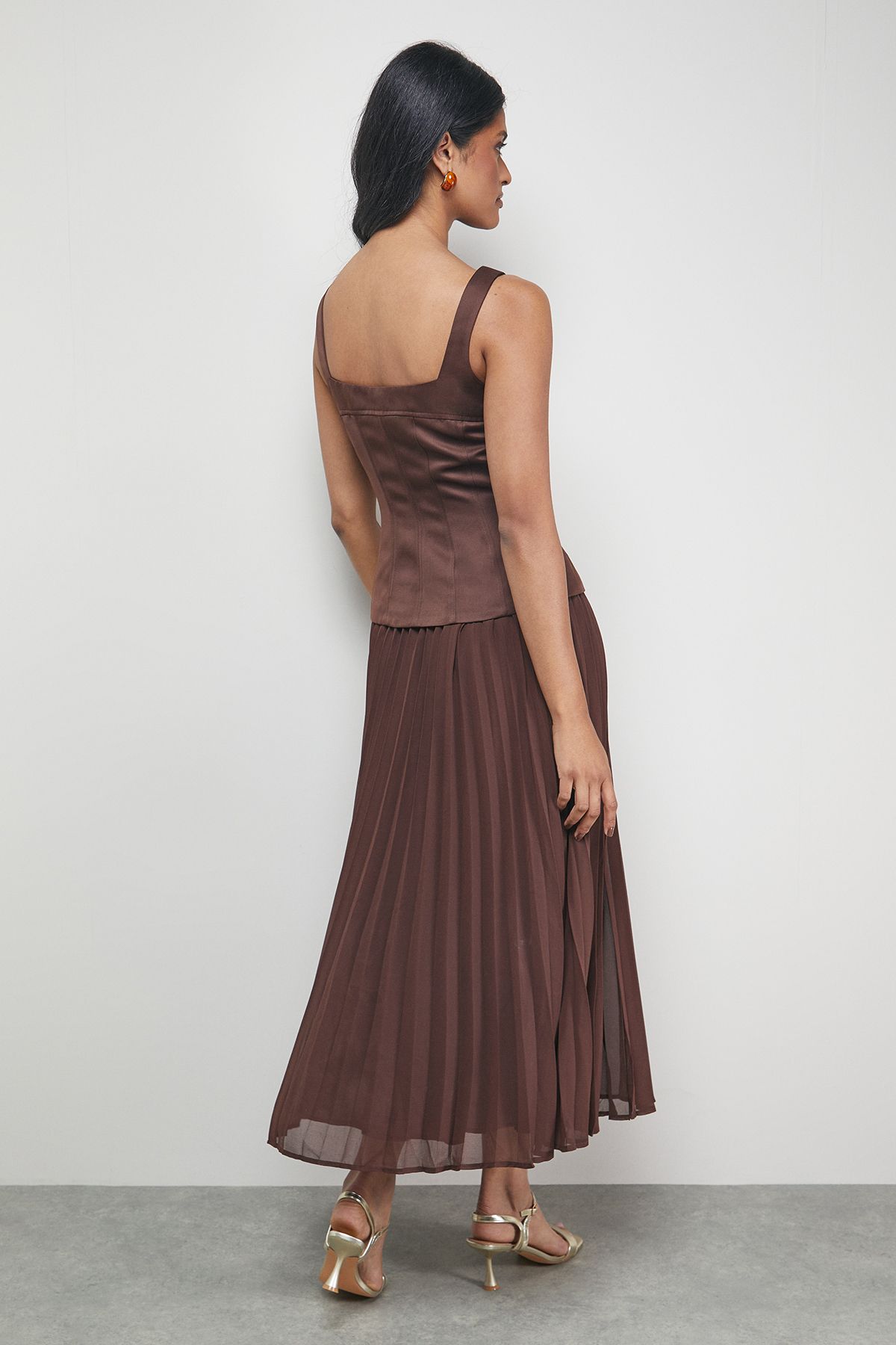 Warehouse Satin Fitted Bodice Chiffon Pleated Skirt Midi Dress Chocolate image 3