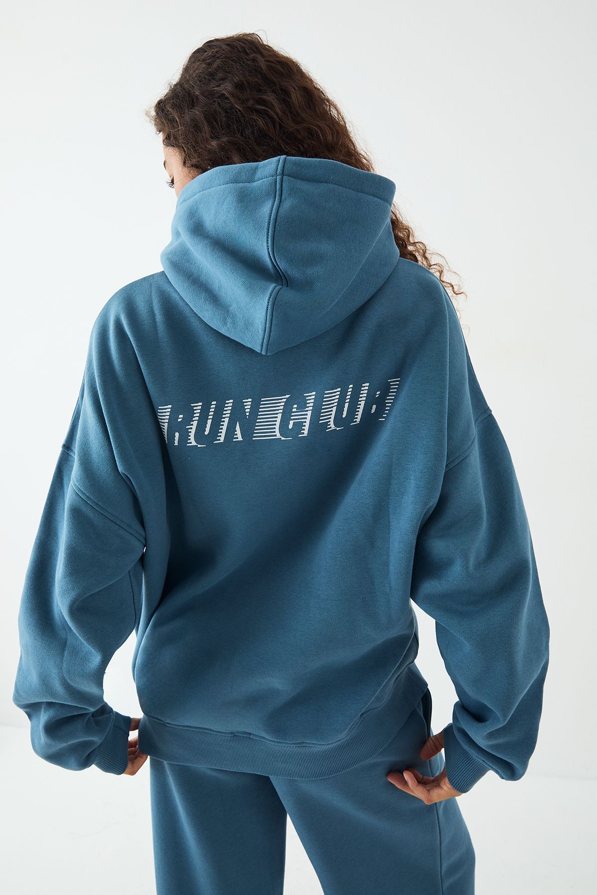DSGN Studio DSGN Studio Run Club Printed Oversized Hoodie Teal image 2