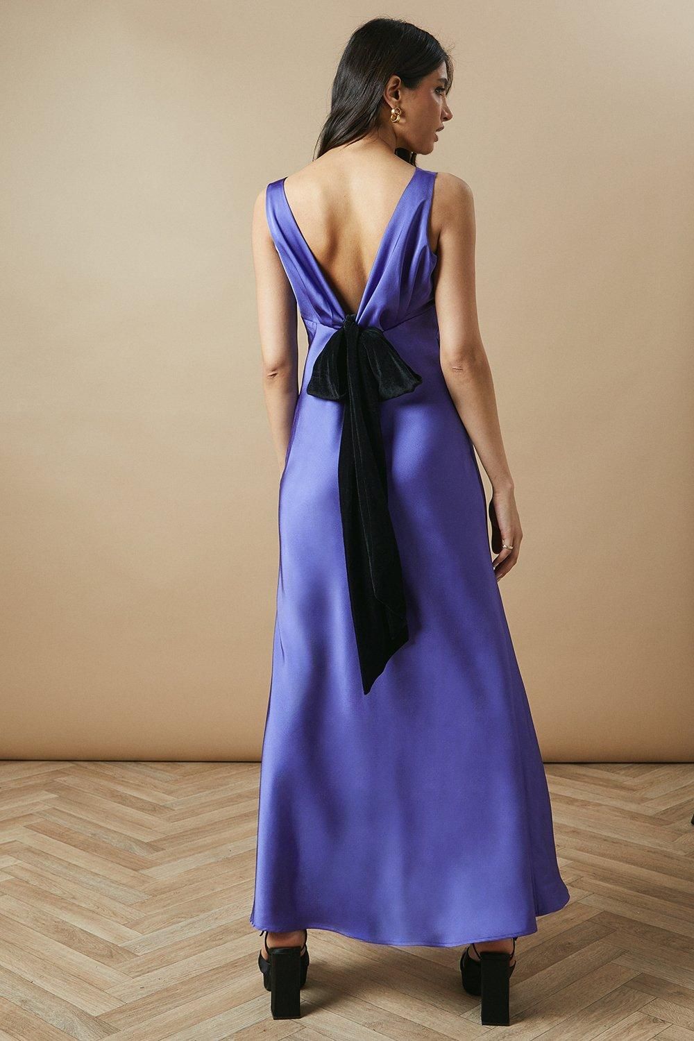Oasis Occasion Velvet Tie Satin Maxi Dress Blue image 3