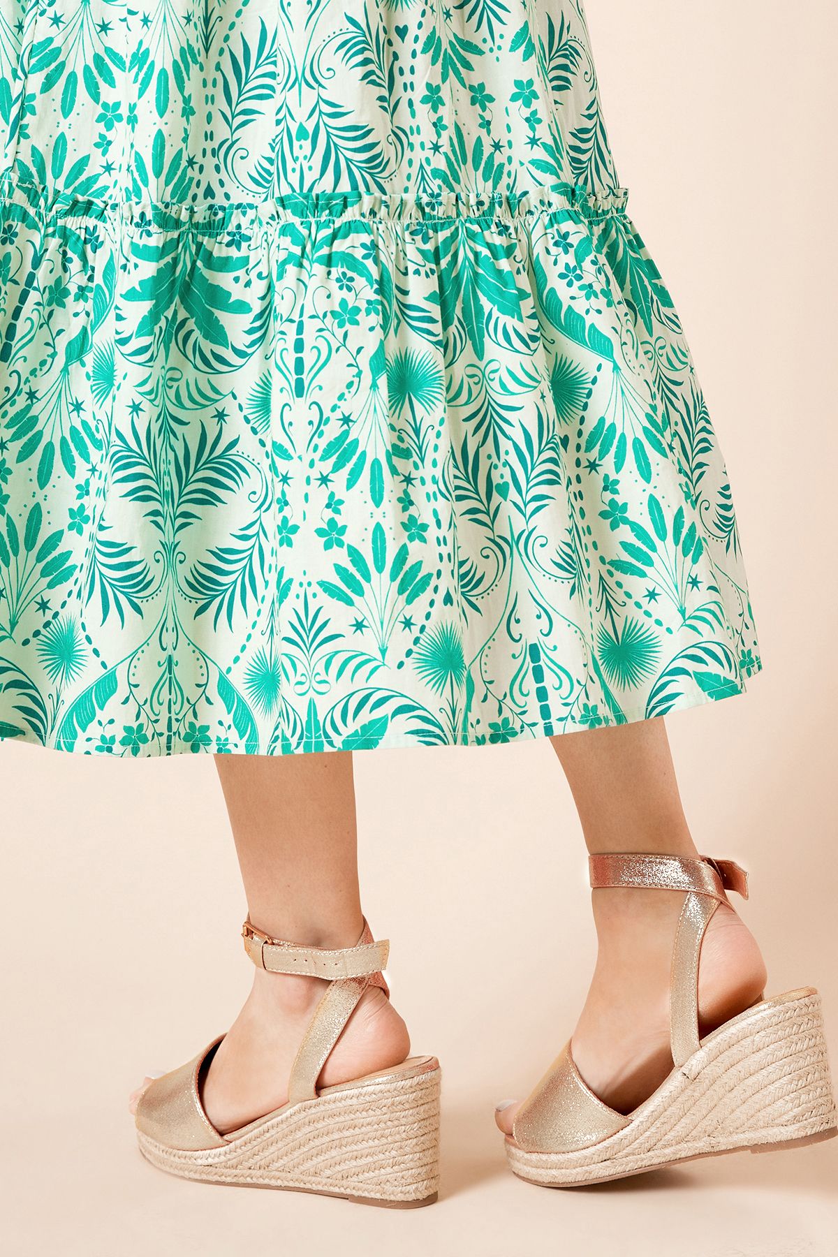 Dorothy Perkins Rebekah Peep Toe Espadrille Wedge Sandals Gold image 4