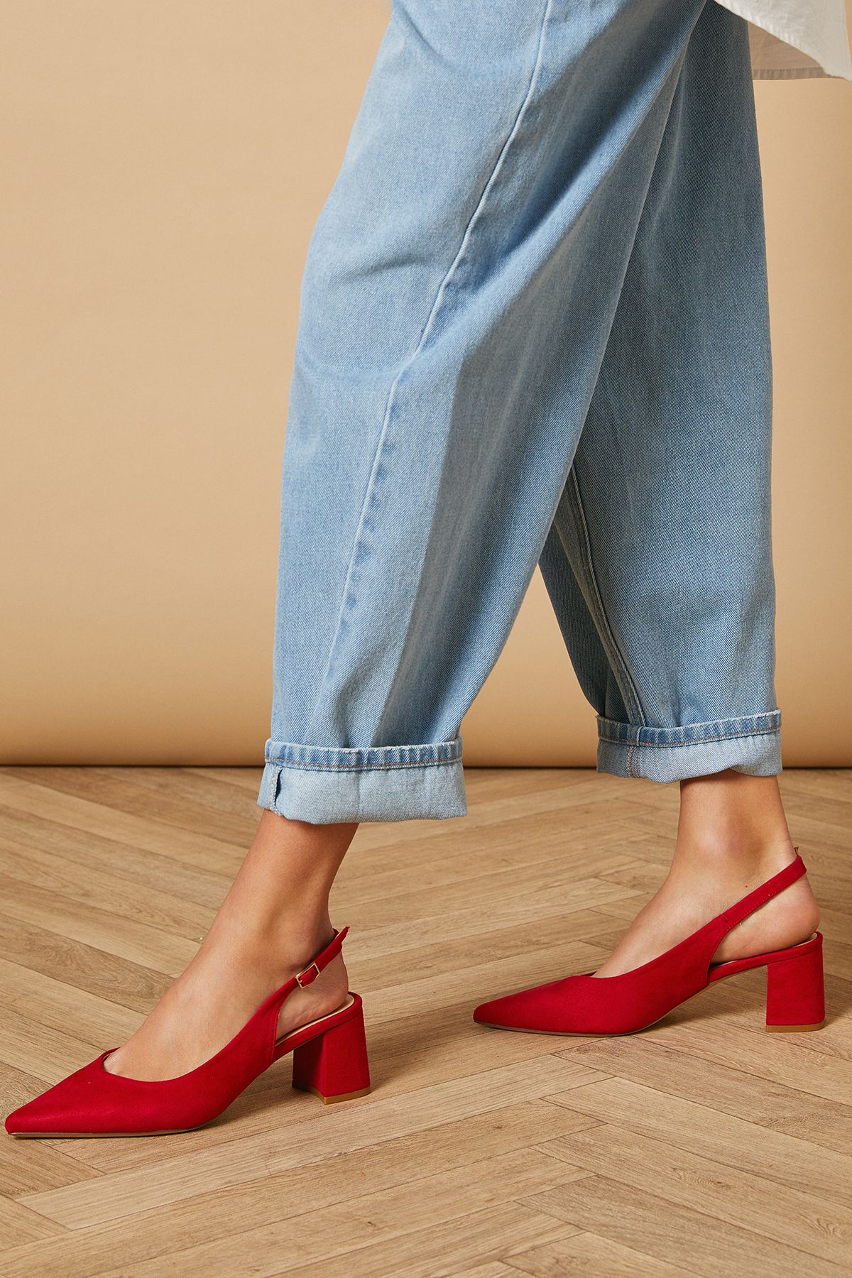 Oasis Enrya Faux Suede Slingback Low Block Heel Shoes Red image 3