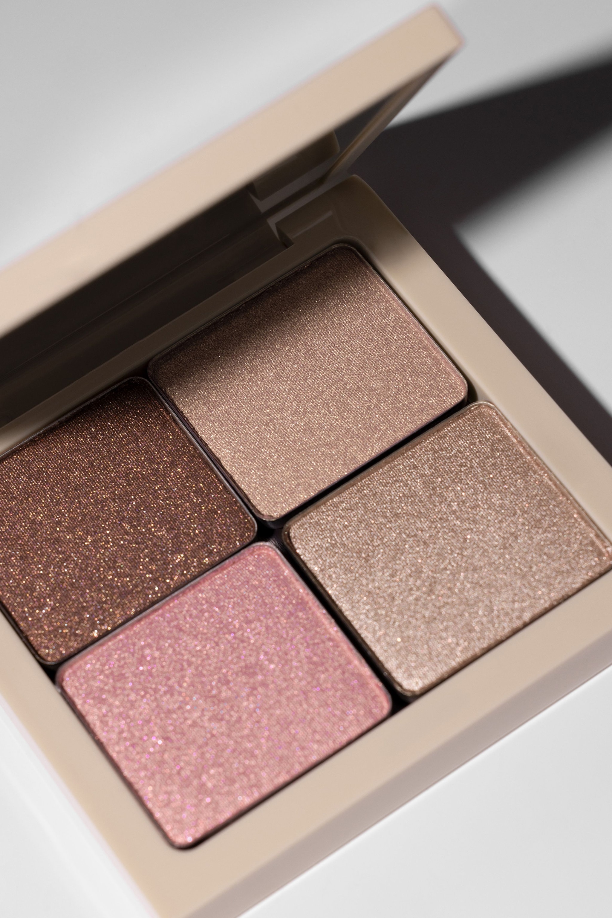 INGLOT Freedom System Eye Shadow Shine image 4