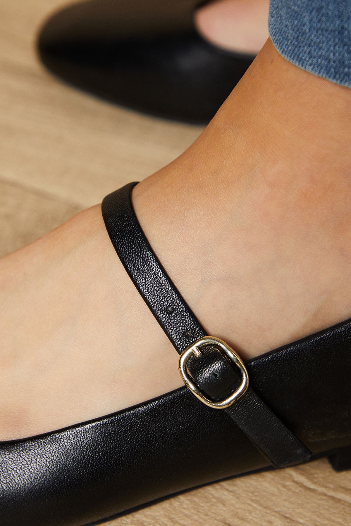 Oasis Belle Real Leather Mary Jane Square Toe Ballet Pumps Black image 4