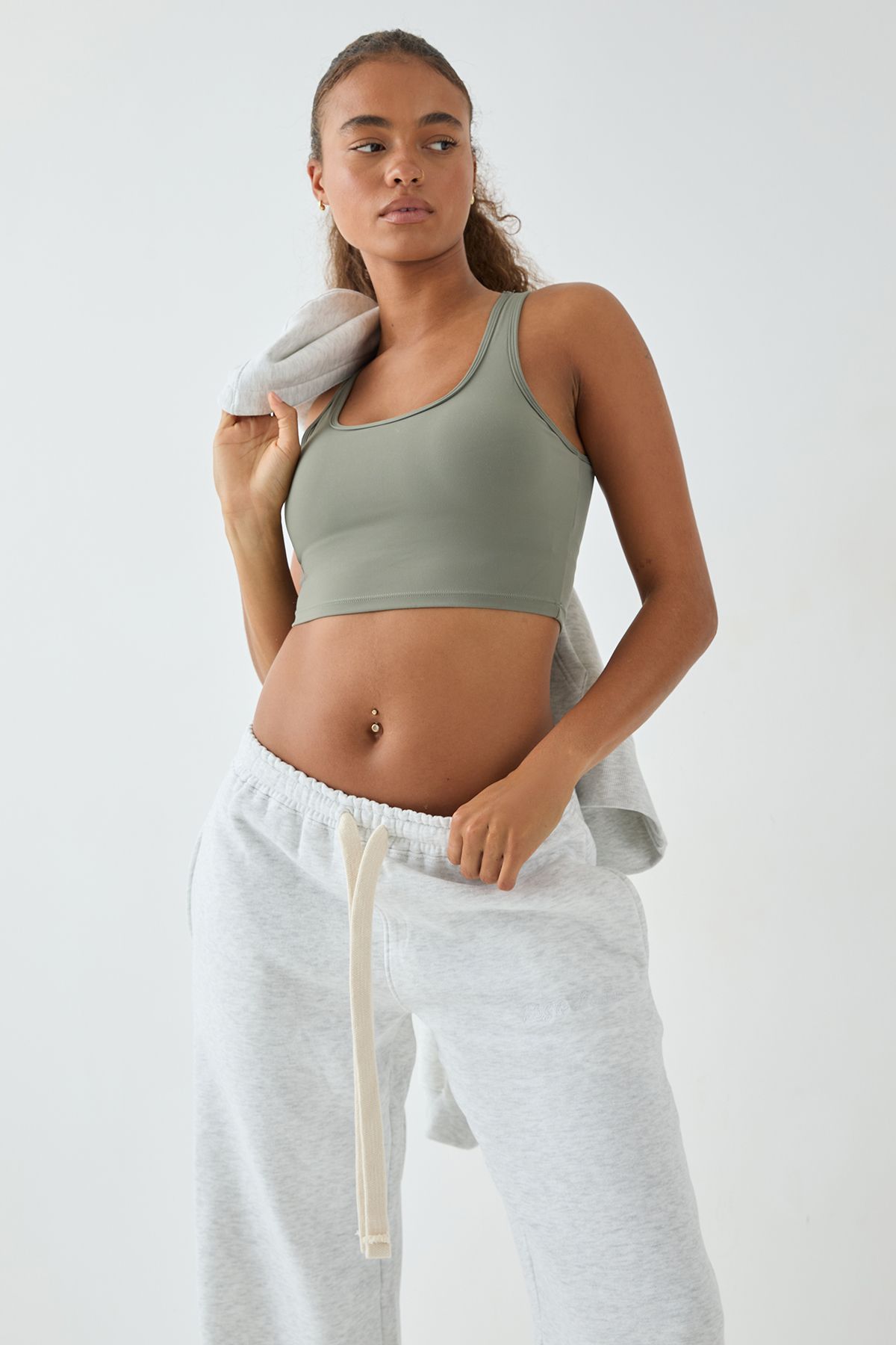 DSGN Studio DSGN Studio Ultra Sculpt Padded Sports Bra Khaki image 4