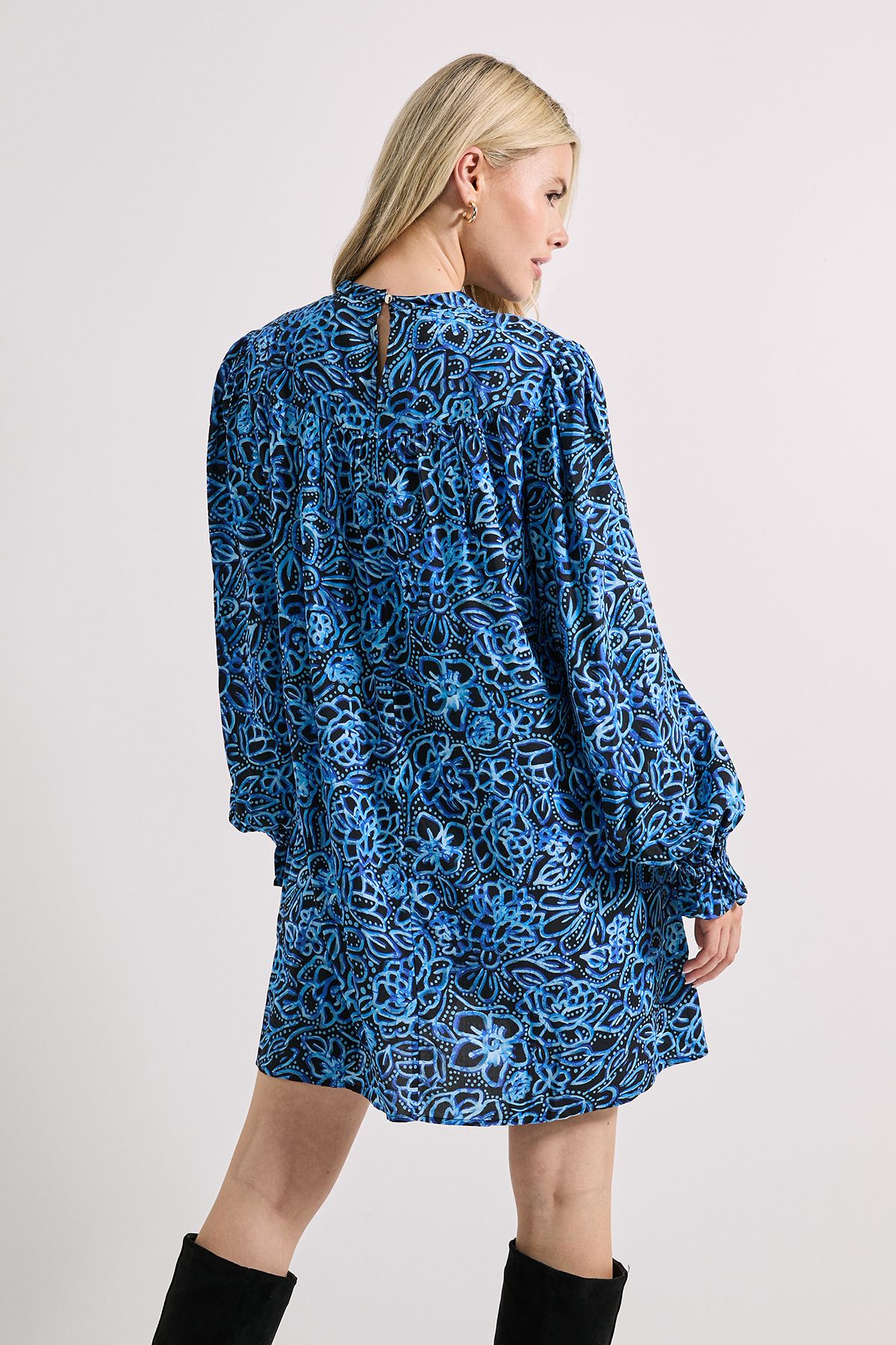 Dorothy Perkins Lace Blue Floral Detail Printed Boho Mini Dress Blue image 3