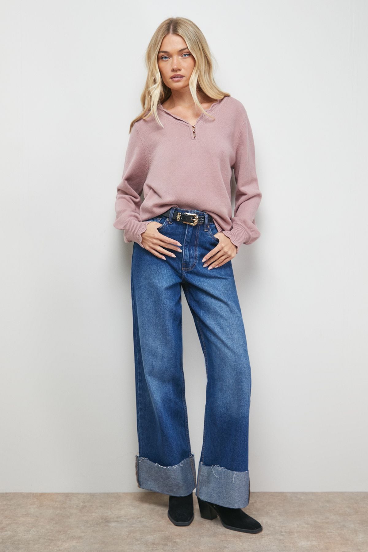 Oasis Soft Crochet Scallop Detail Jumper Dusky Pink image 2