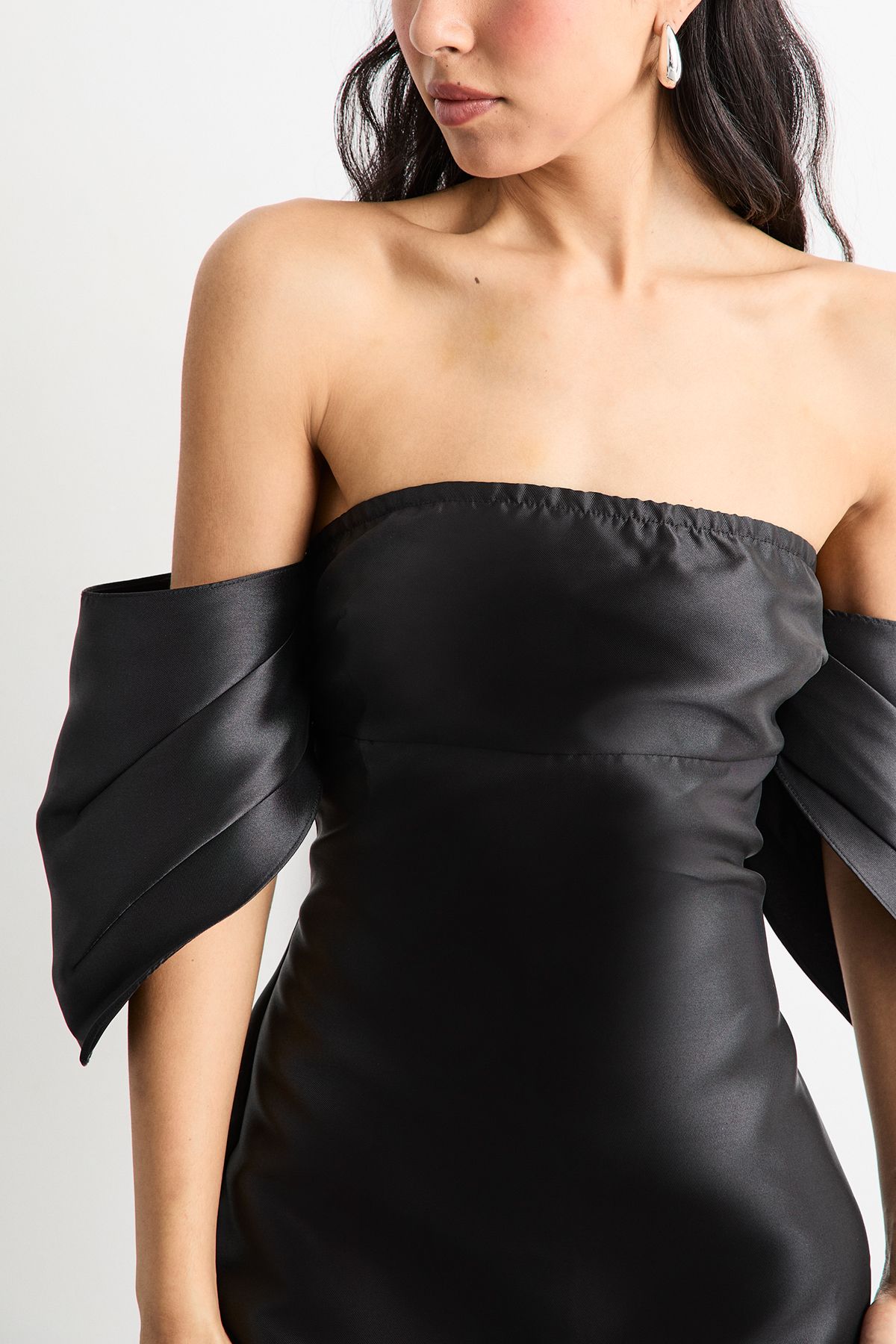 Warehouse Structured Puff Sleeve Bardot Midi Dress Black image 2