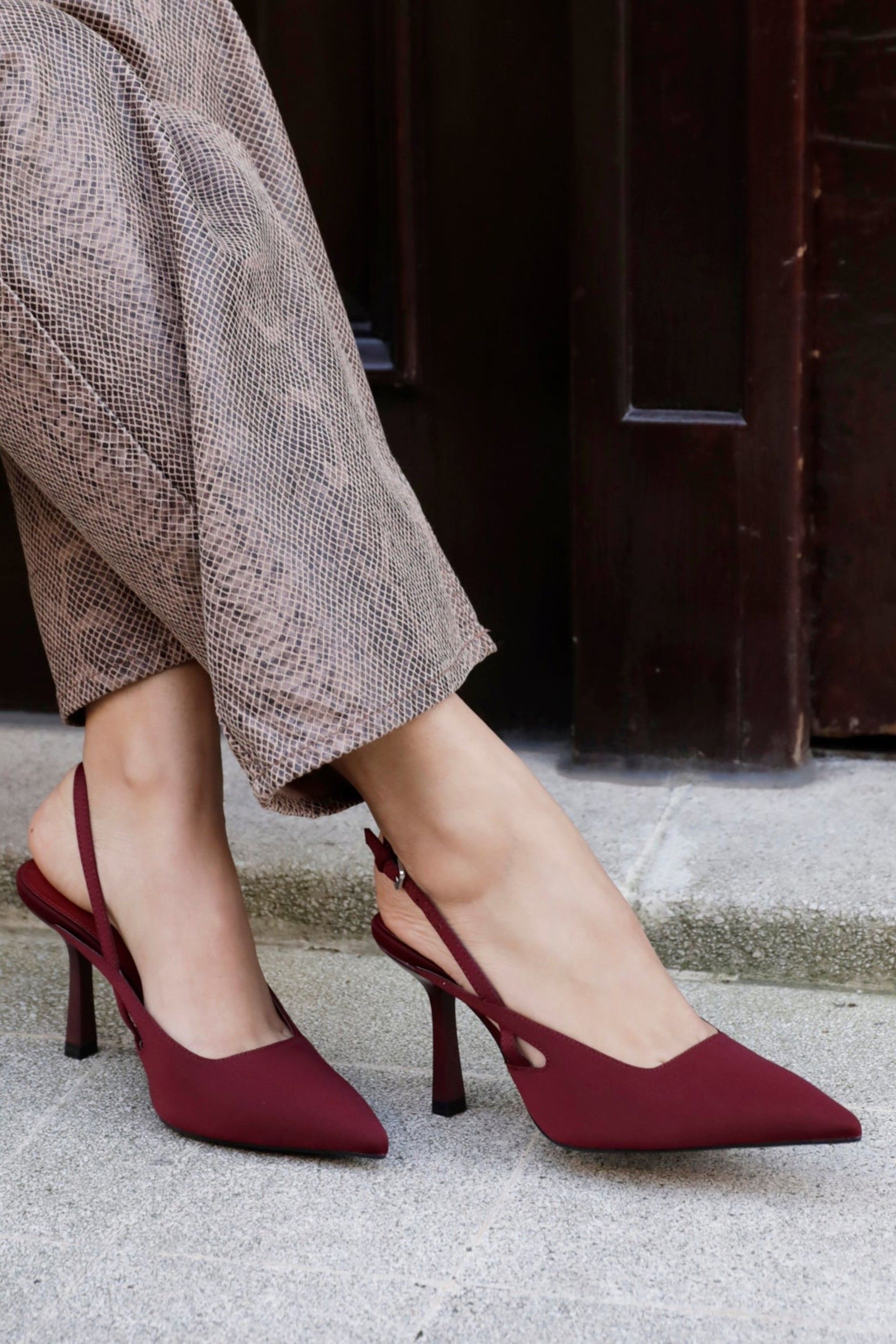 Linzi Rhea Burgundy Scuba Sling Back Court Heels image 6