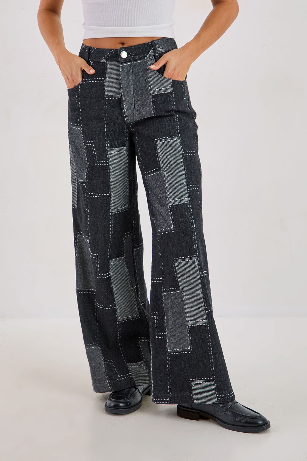 NastyGal Patchwork Denim Baggy Jeans Black image 2