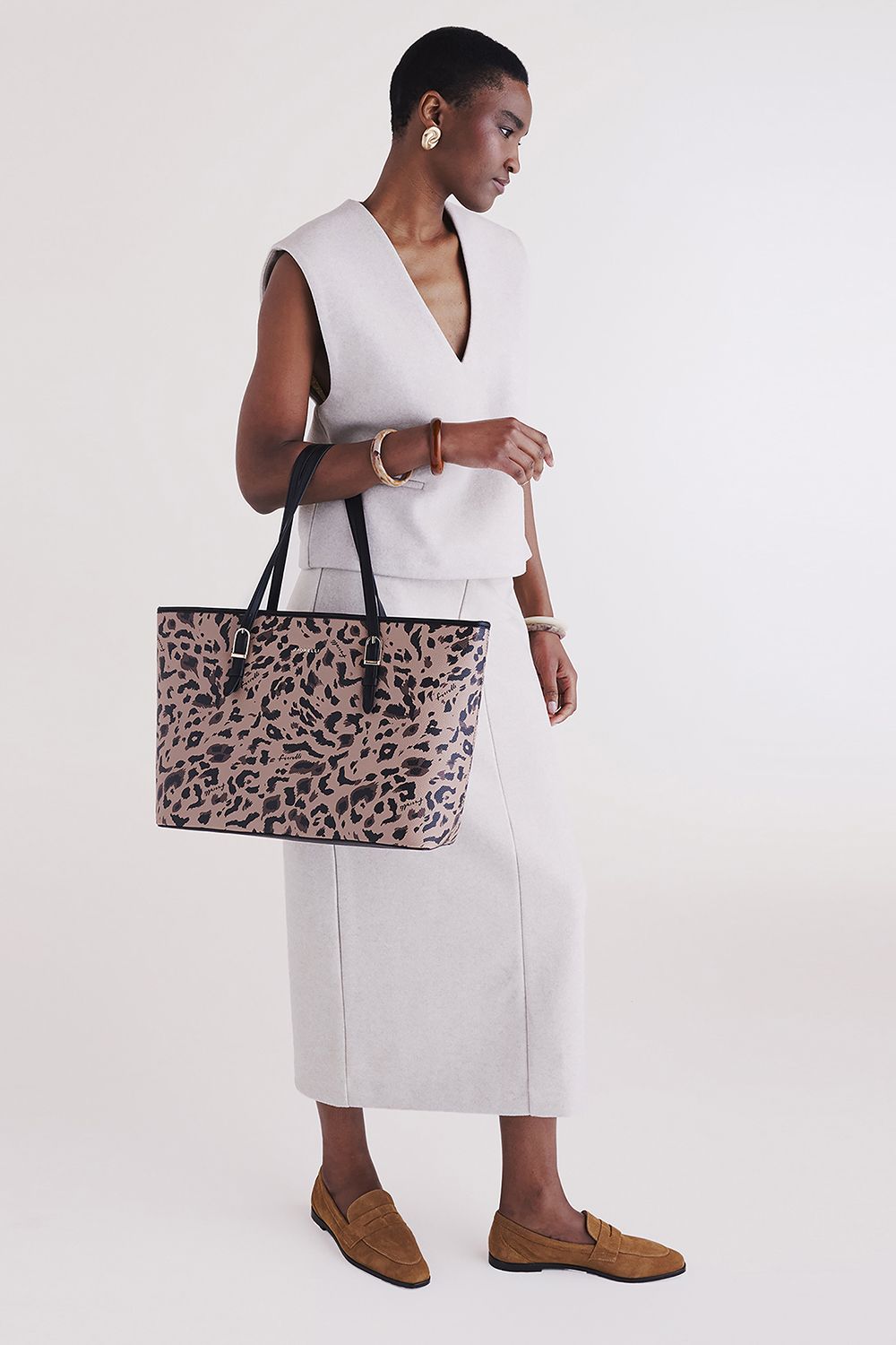 FIORELLI Etta Buckle Tote Bag image 5