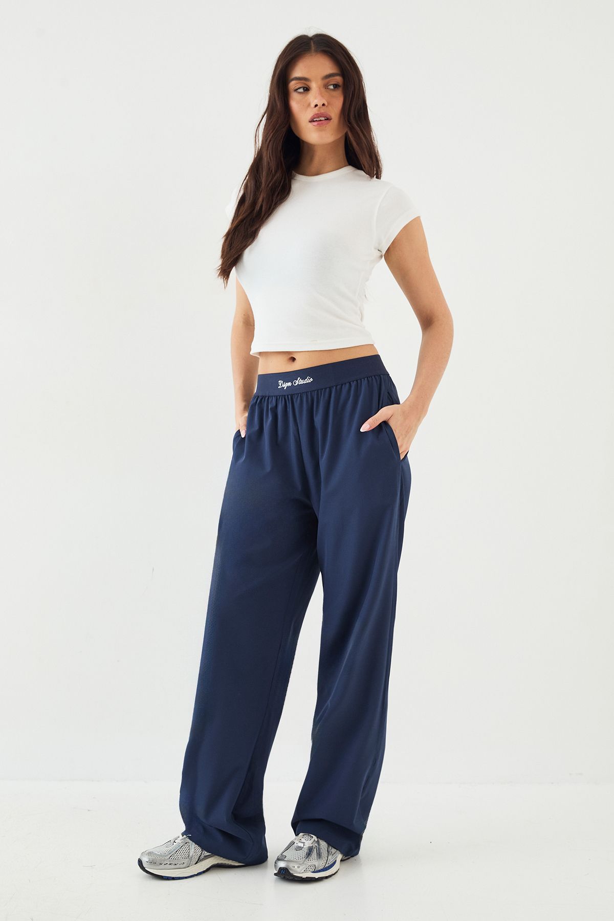 DSGN Studio DSGN Studio Elasticated Waist Straight Leg Trouser Navy image 3