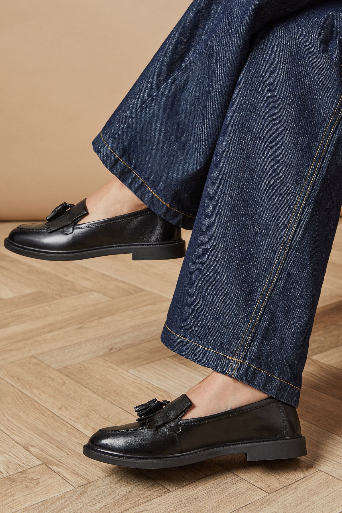 Oasis Brighton Real Leather Tassel Loafers Black image 3