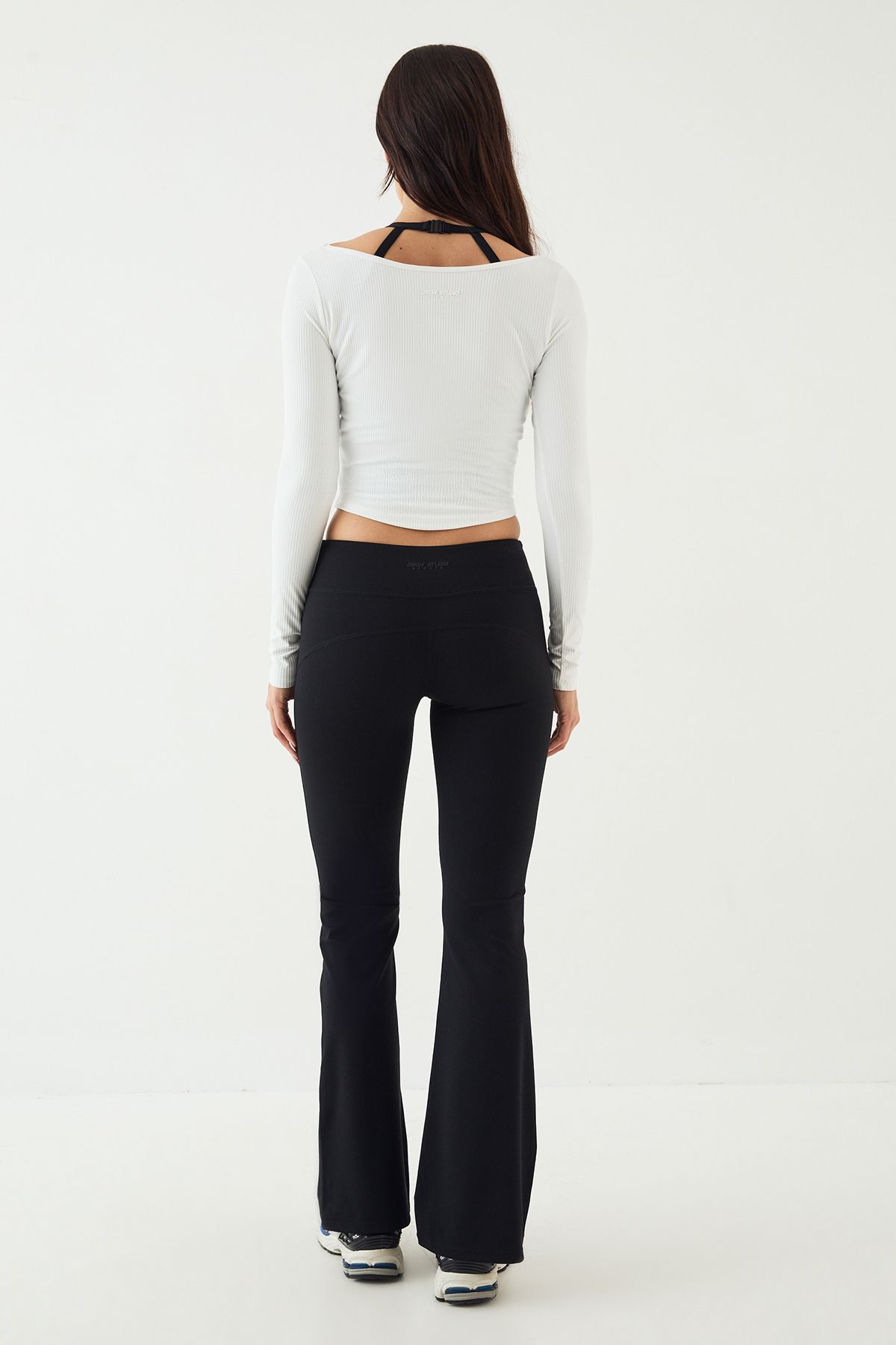 DSGN Studio DSGN Studio Ultra Sculpt Tie Waist Seam Detail Flared Yoga Pant Black image 2