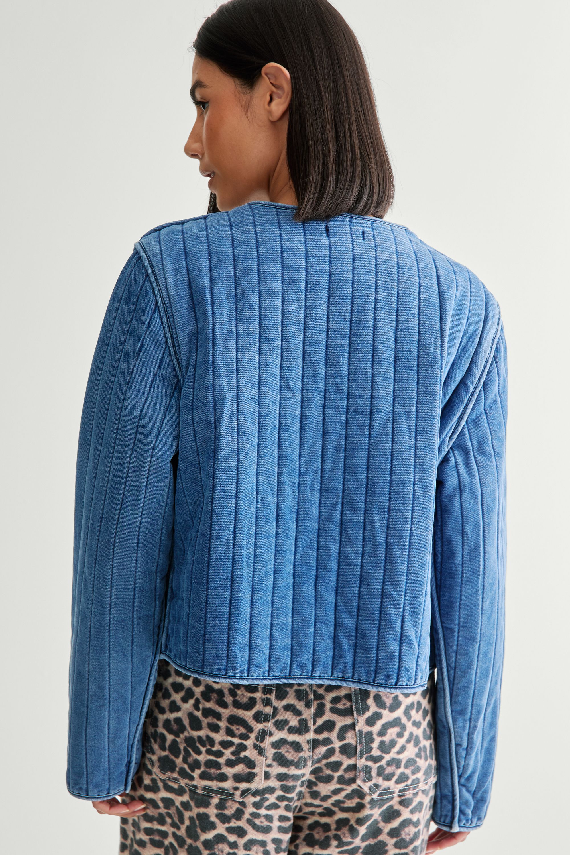 NastyGal Long Sleeve Reversible Tie Front Denim Jacket Authentic Midwash image 4