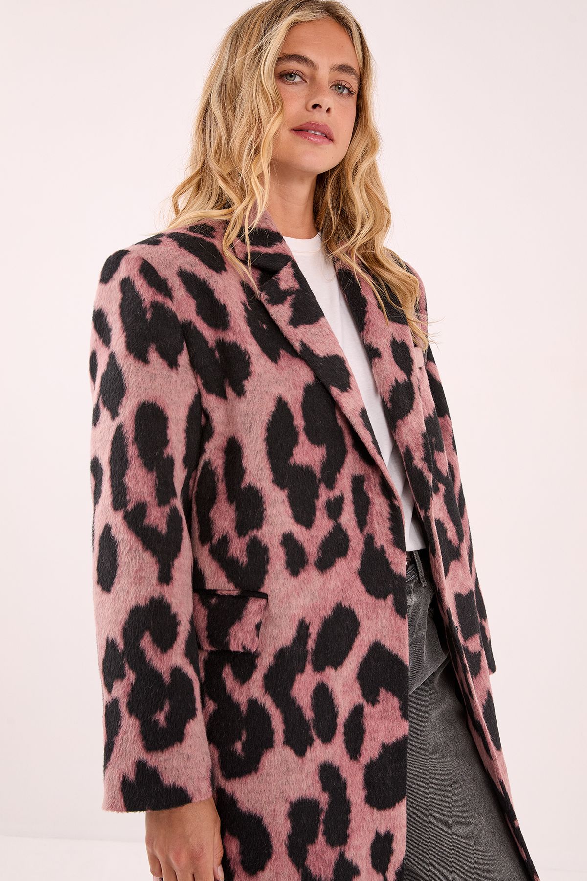NastyGal Oversized Animal Leopard Wool Blend Tailored Coat Pink image 4