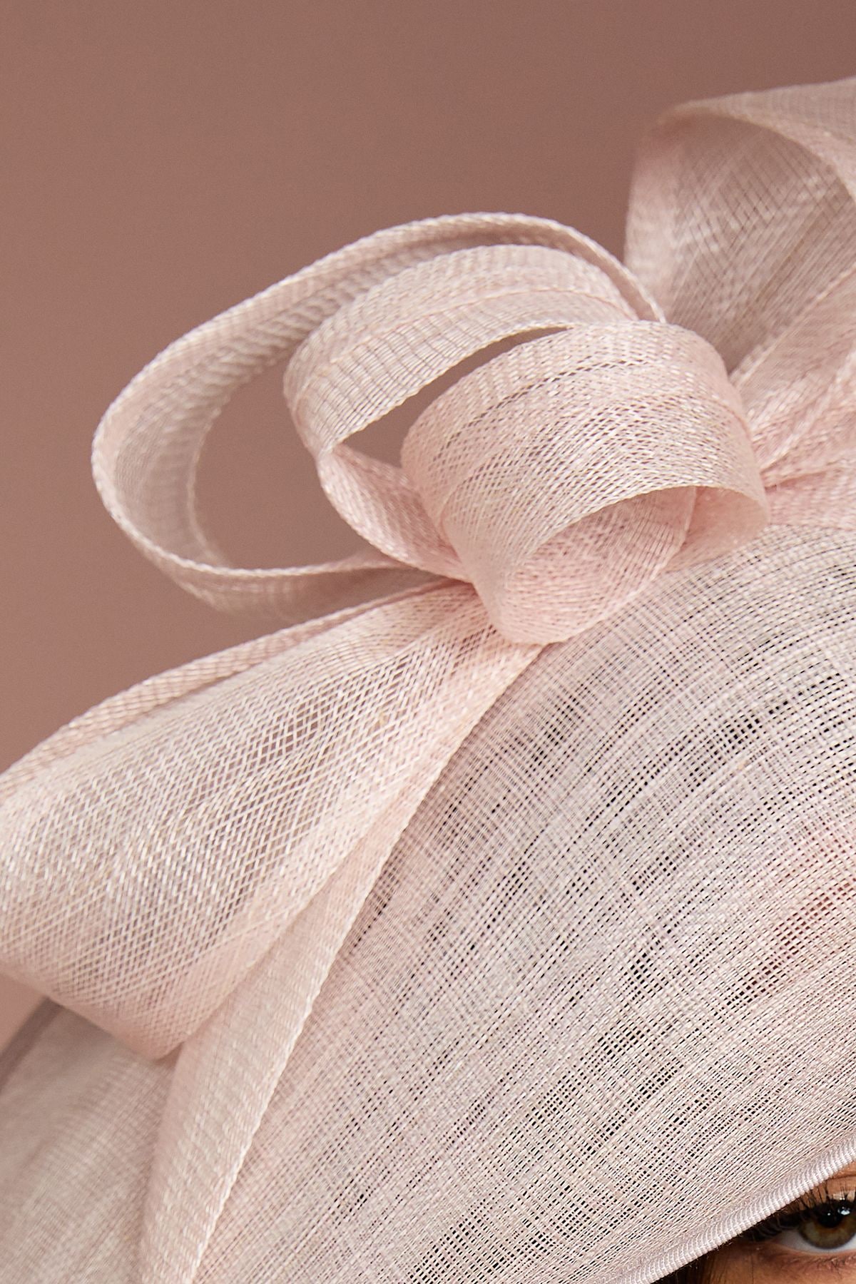 Coast Loop Detail Wide Brim Fascinator Blush image 3