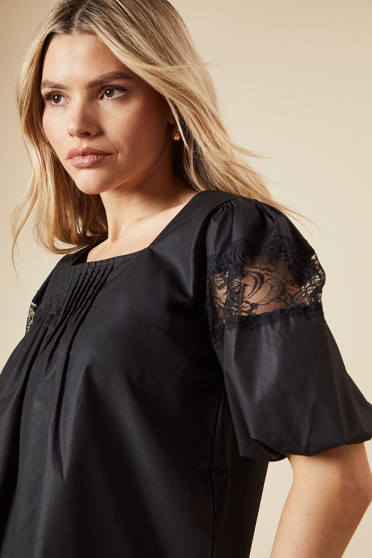 Dorothy Perkins Pleat Front Lace Trim Short Sleeve Blouse Black image 4