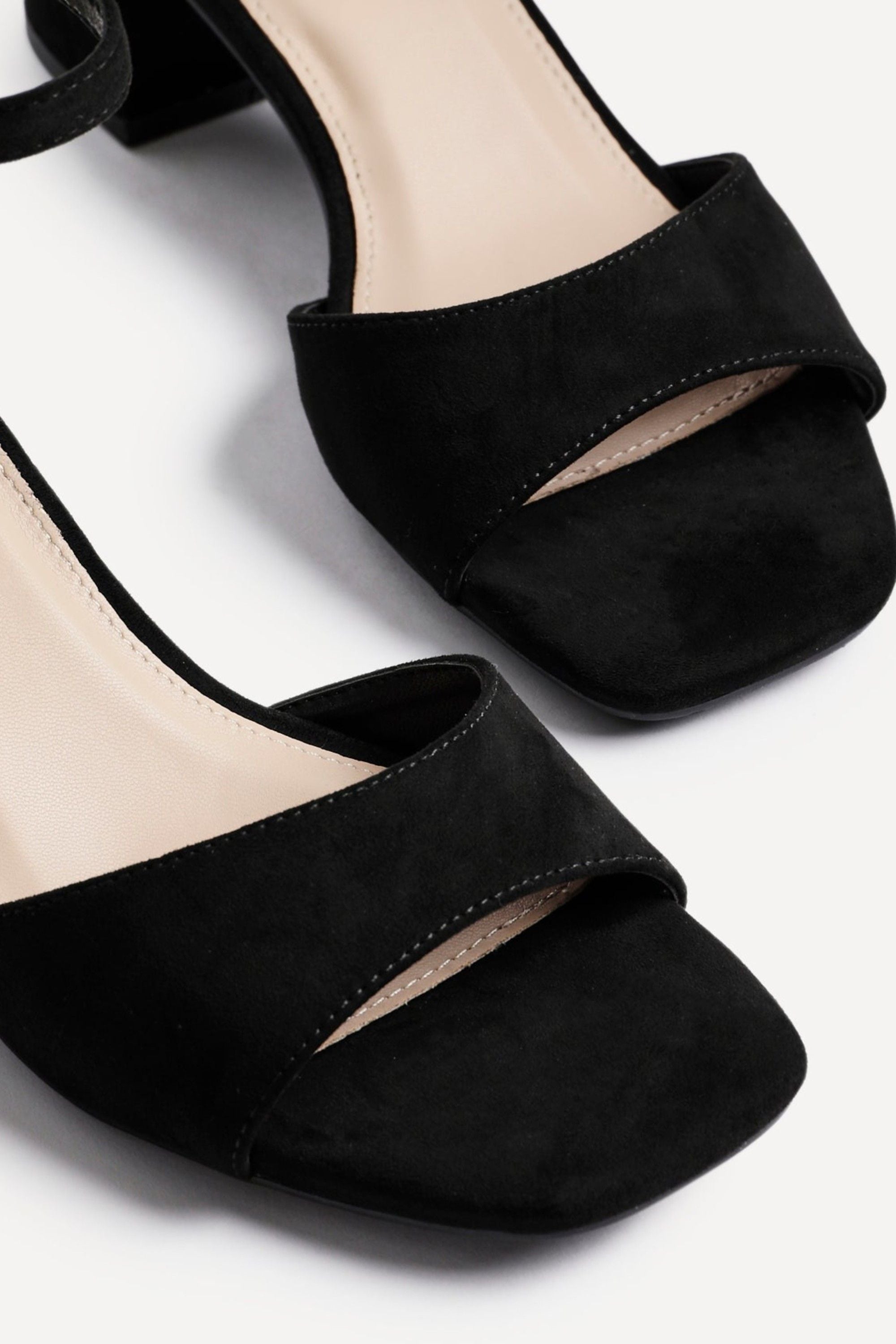 Linzi Maddie Black Faux Suede Closed Back Block Heeled Sandals image 4