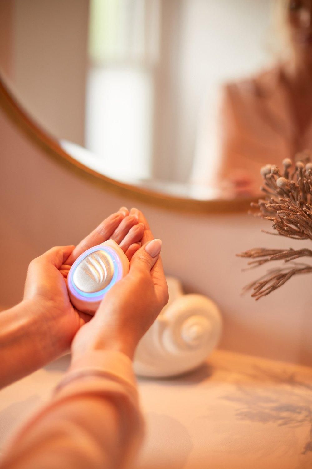 Love My Skin Miracle Face Mask Device Pink image 4