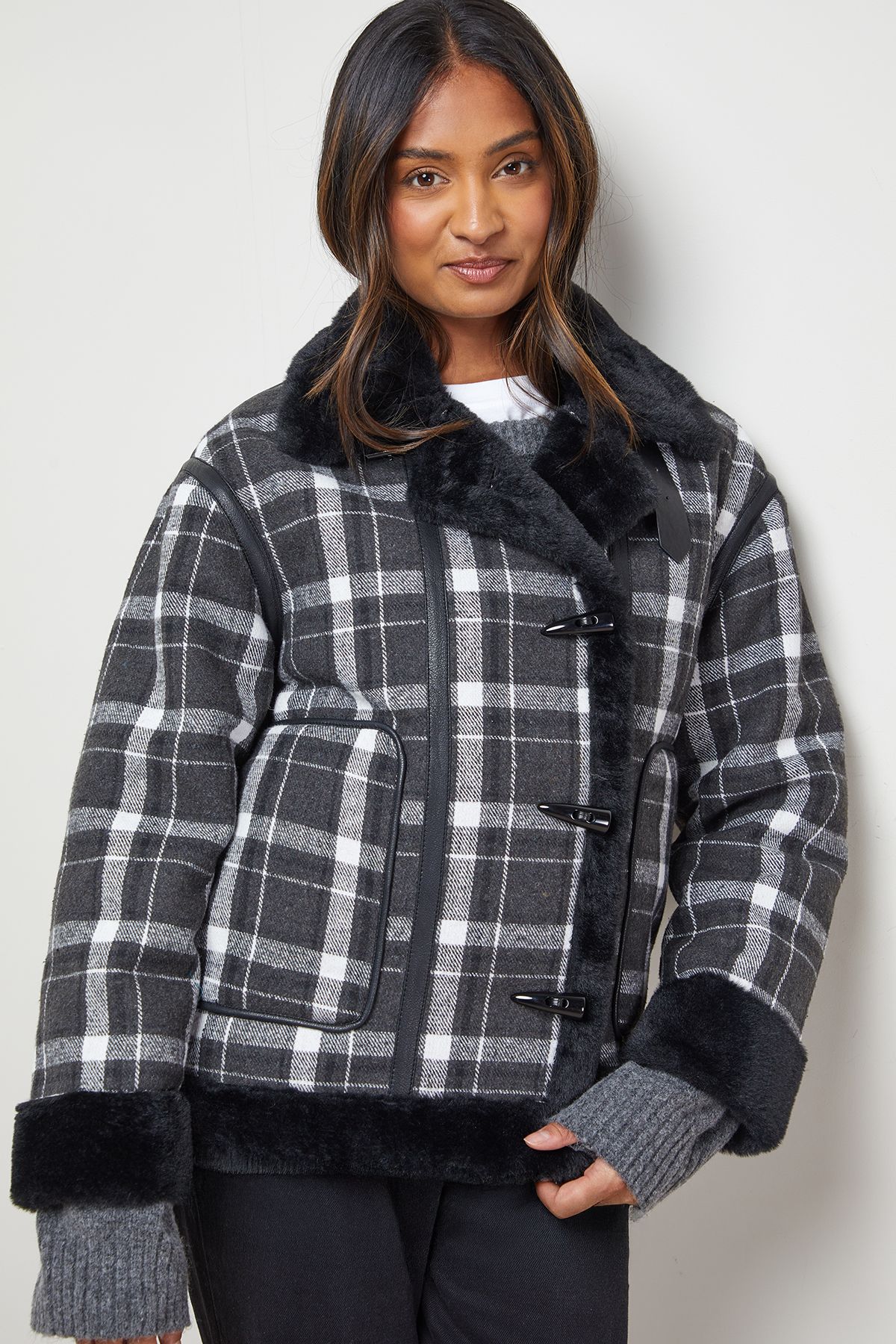 Oasis Shearling Trim Check Coat Mono image 4