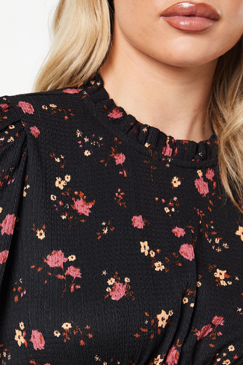 Dorothy Perkins Petite Berry Ditsy Frill Shoulder Midi Dress Floral image 5