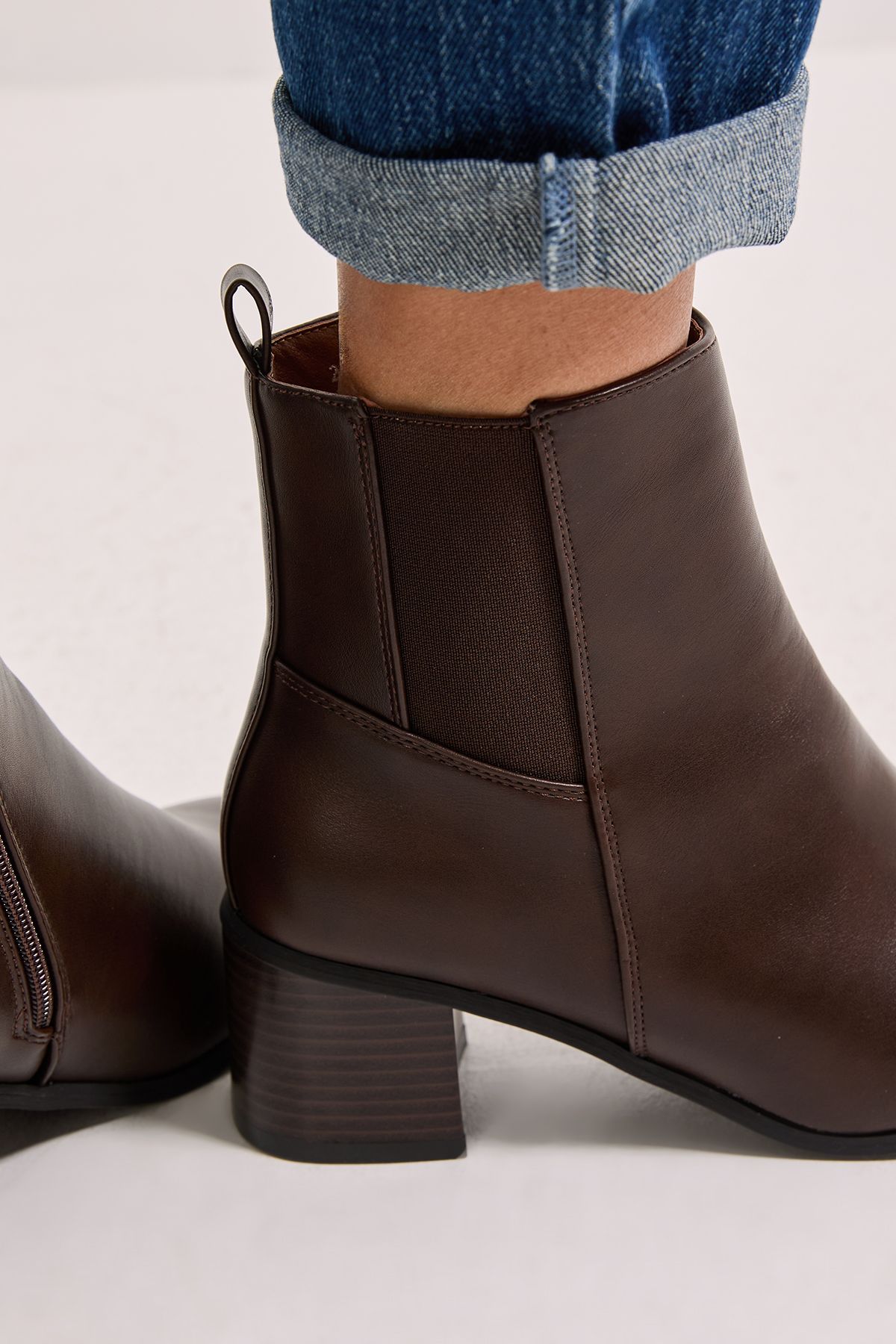 Dorothy Perkins Wide Fit Maias Block Heel Chelsea Boots Brown image 4