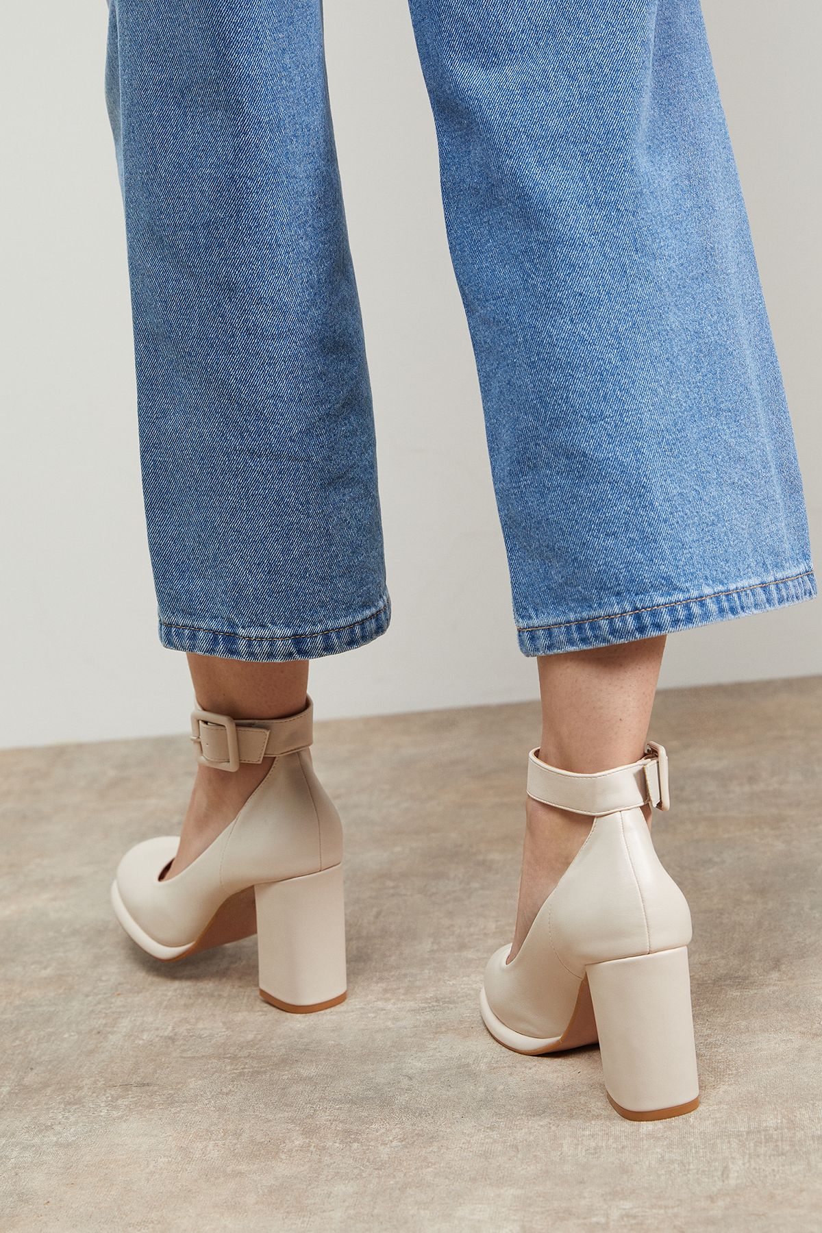 Oasis Celine Faux Leather Covered Buckle High Block Heel Platform Court Shoes Beige image 3