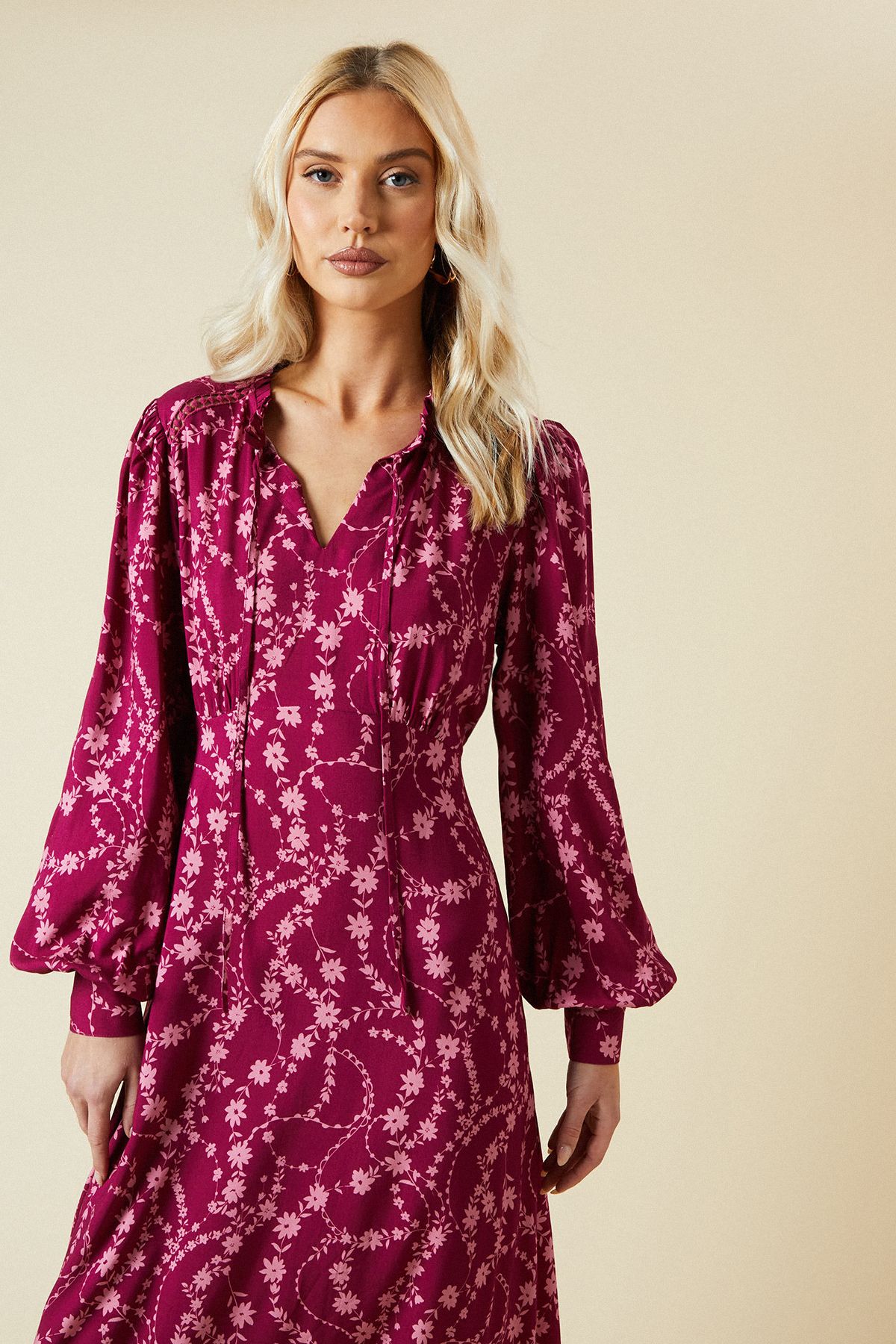 Dorothy Perkins Berry Floral Lace Yoke Midi Dress Berry image 2