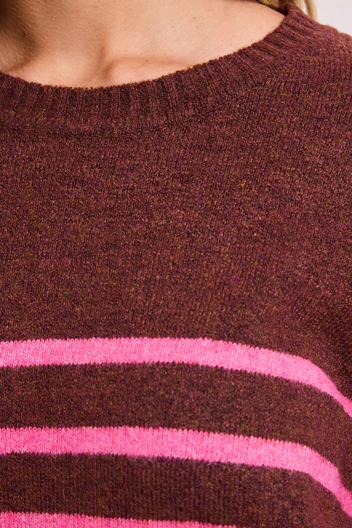 Dorothy Perkins Stripe Placement Crew Jumper Burgundy image 5